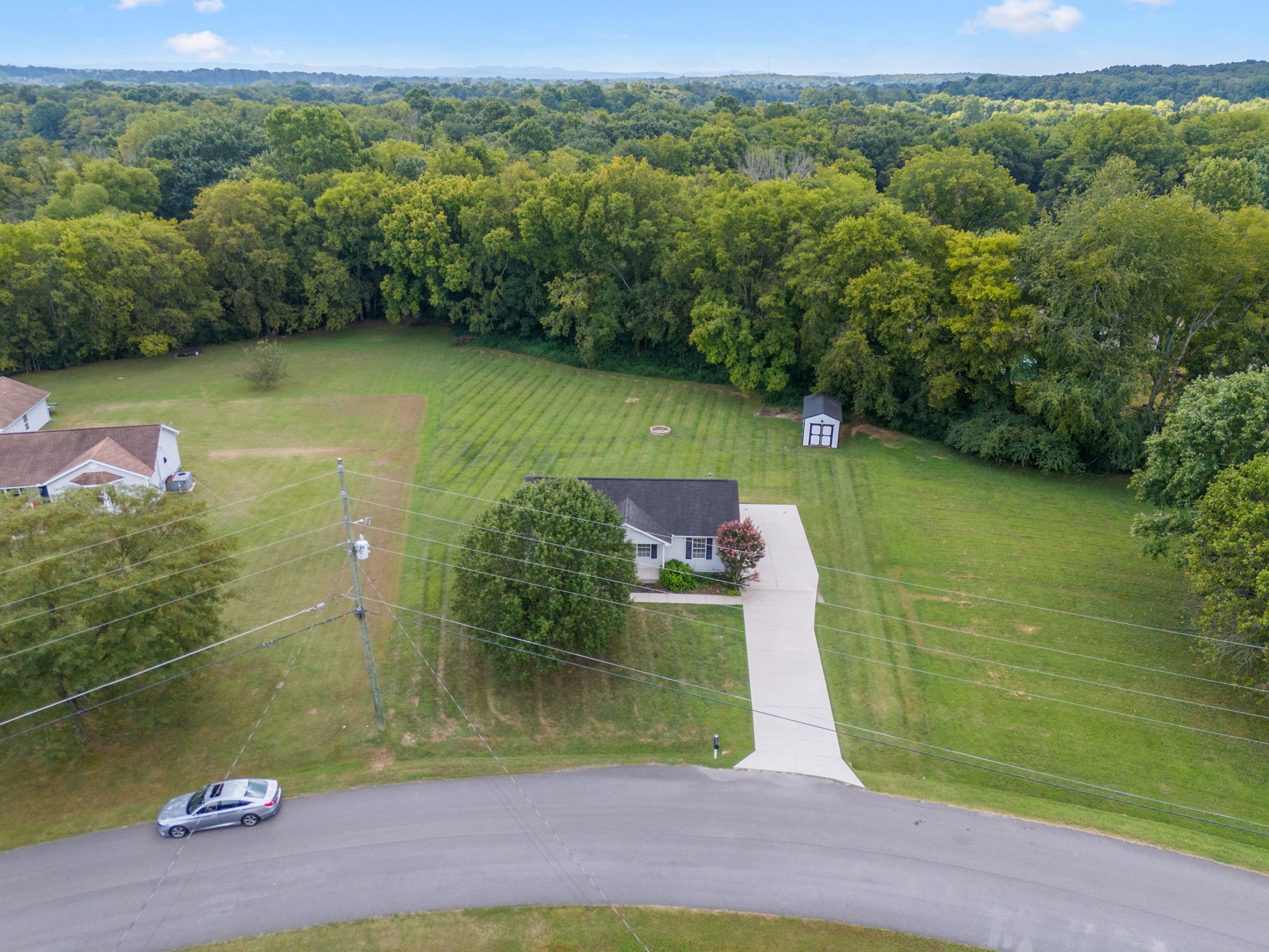 2479 Canterbury Chase