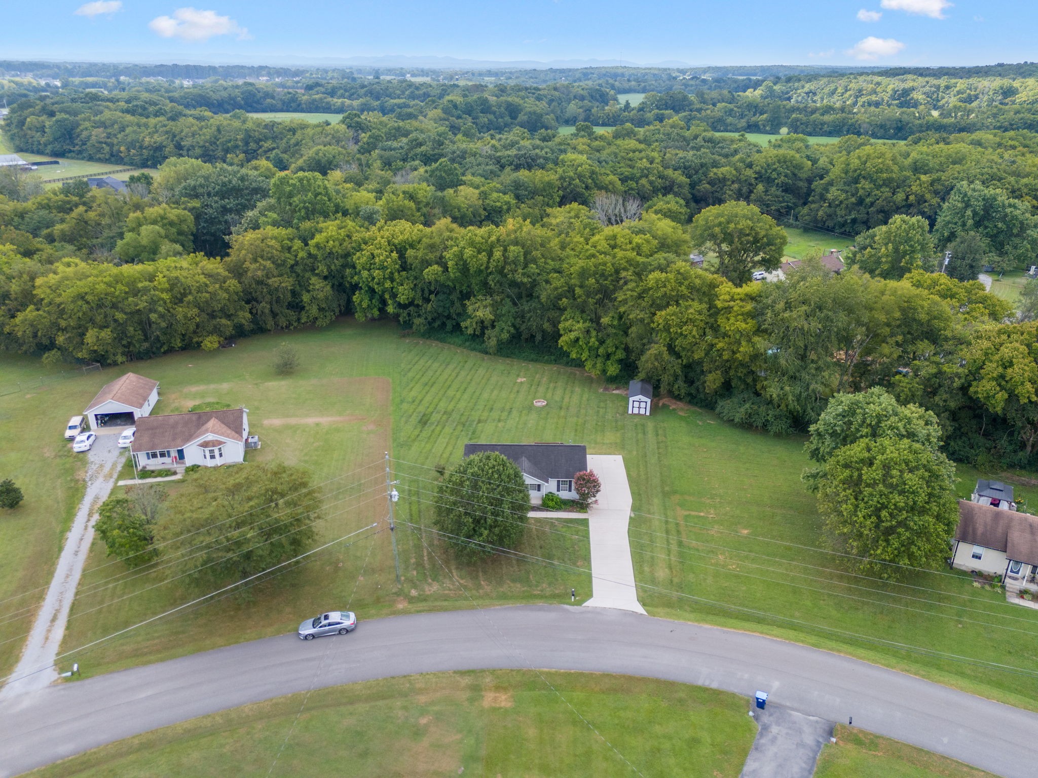 2479 Canterbury Chase