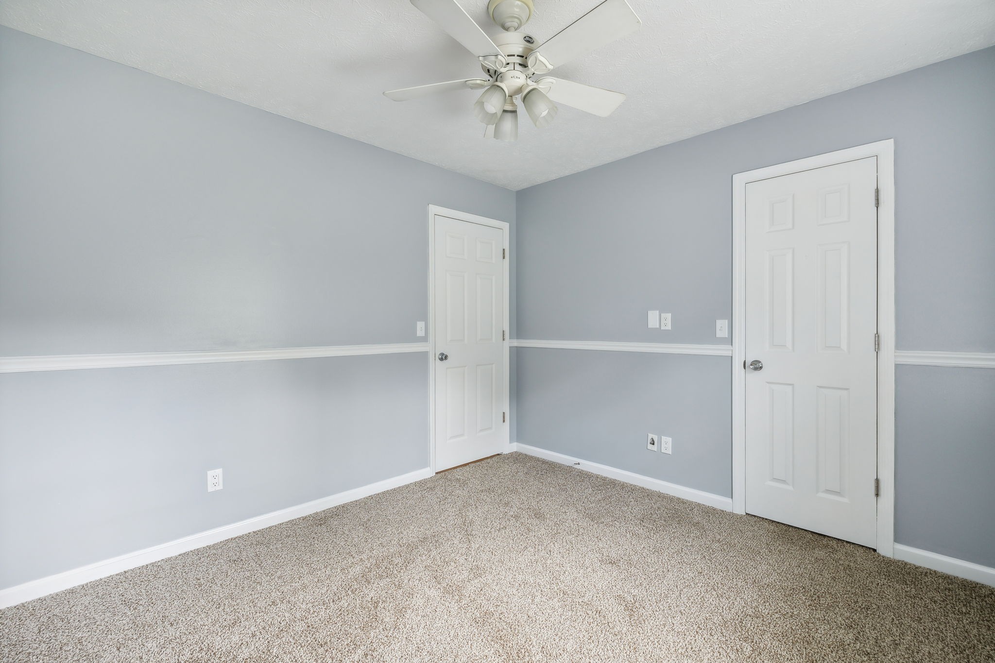 2479 Canterbury Chase