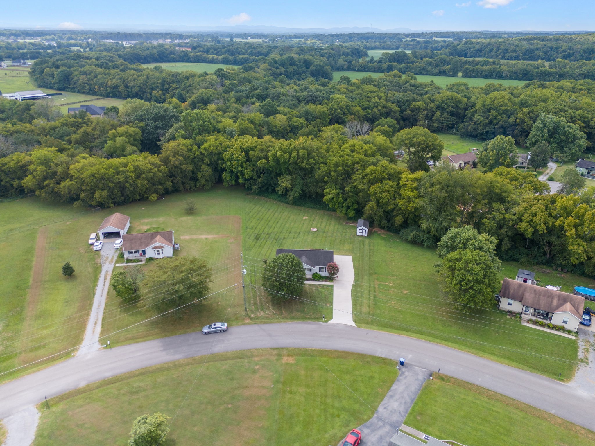 2479 Canterbury Chase