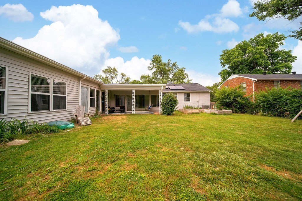 367 Lynn Dr