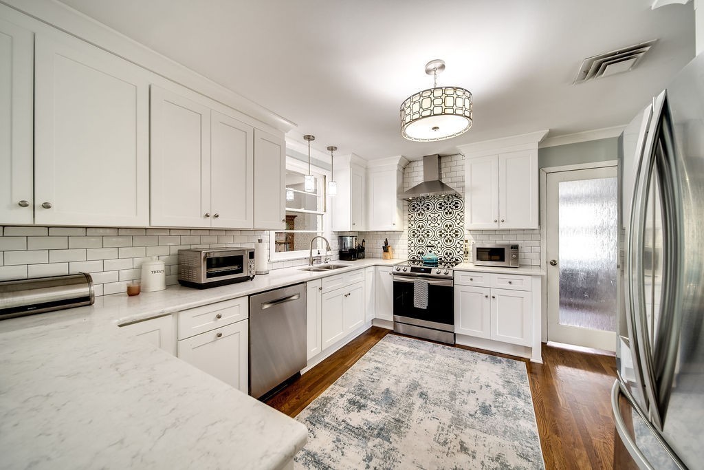 367 Lynn Dr
