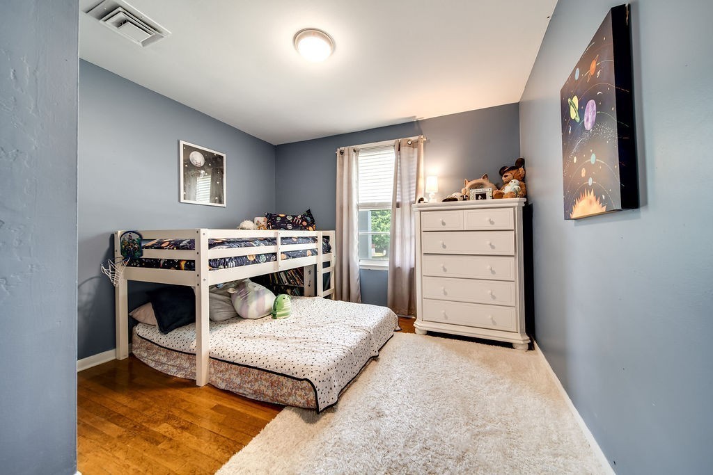367 Lynn Dr