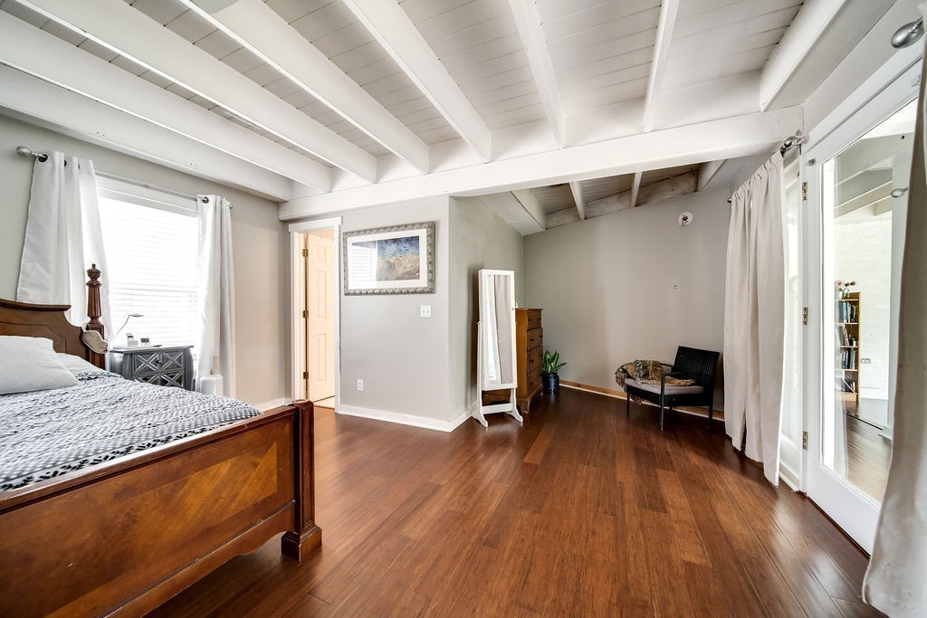 367 Lynn Dr