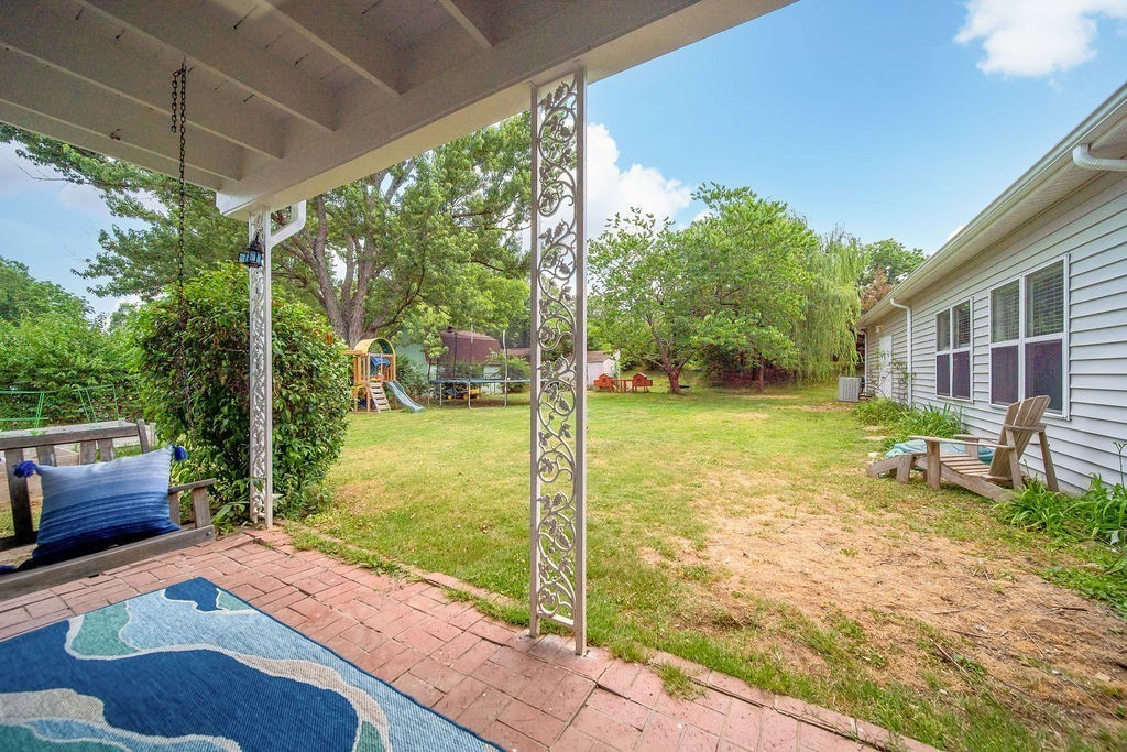 367 Lynn Dr