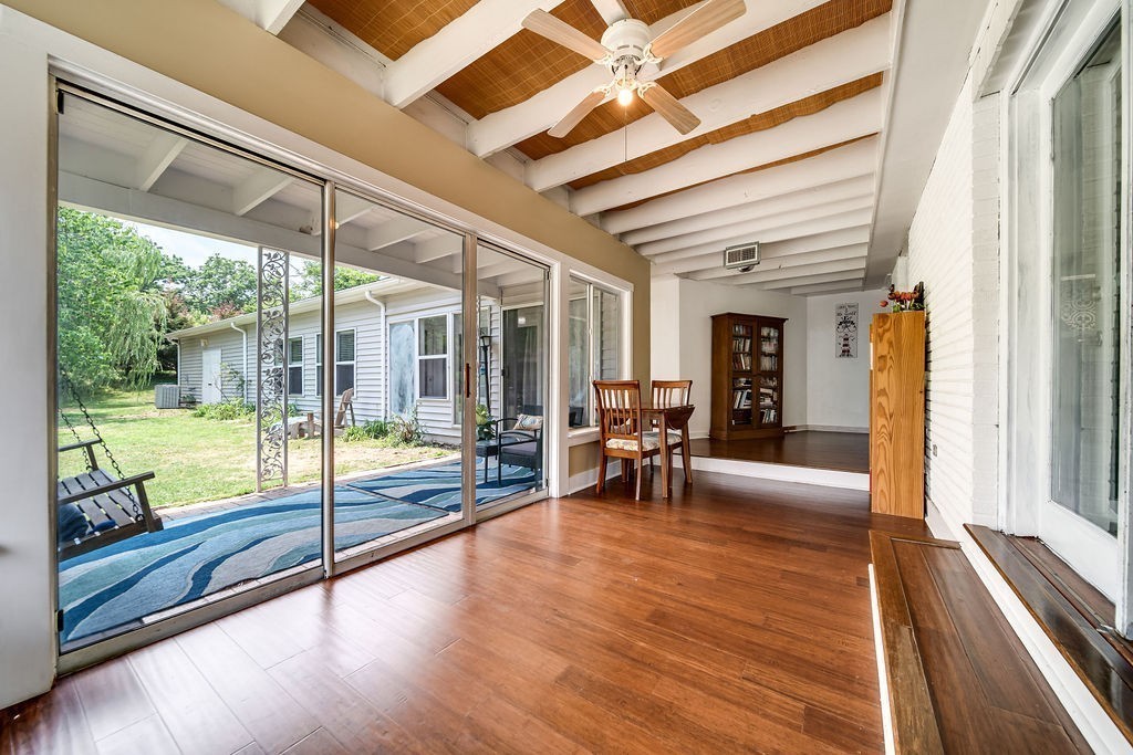 367 Lynn Dr