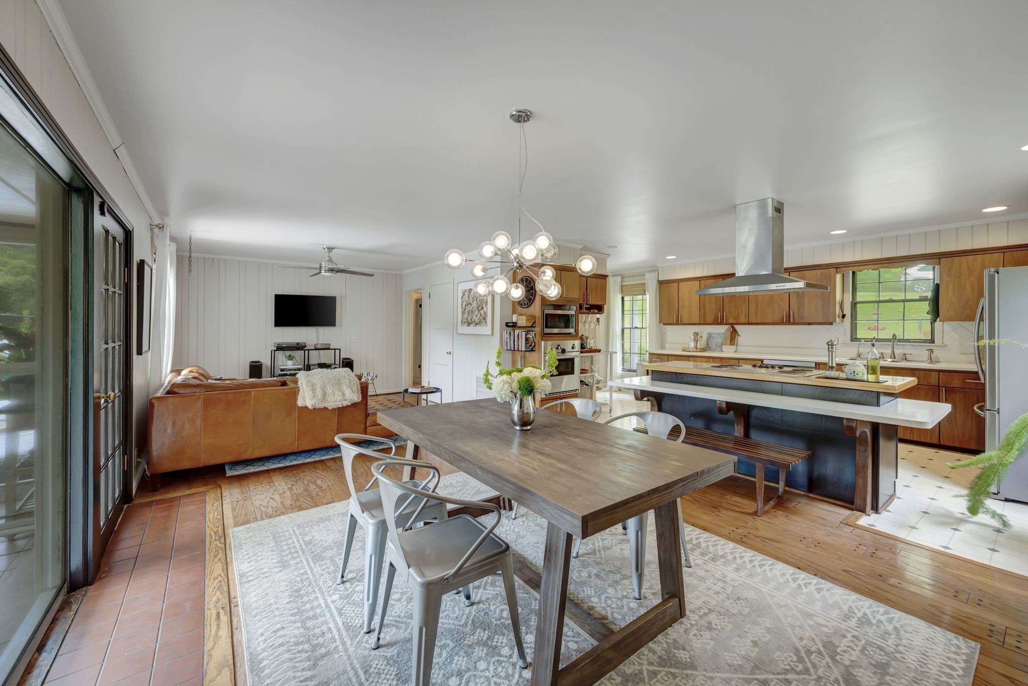1427 Finnland Dr