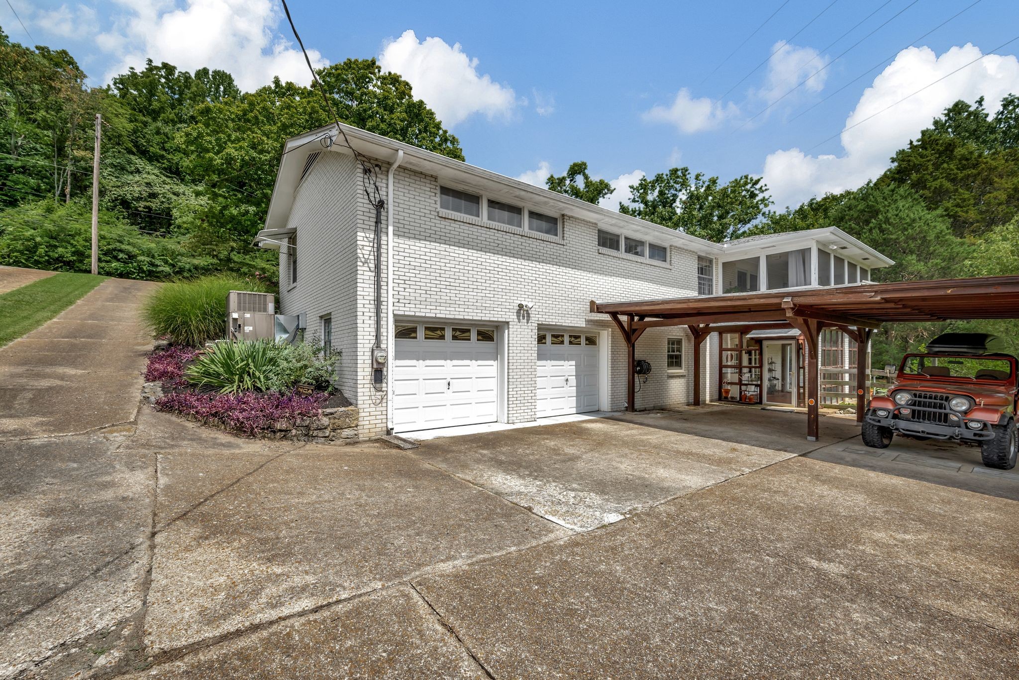 1427 Finnland Dr