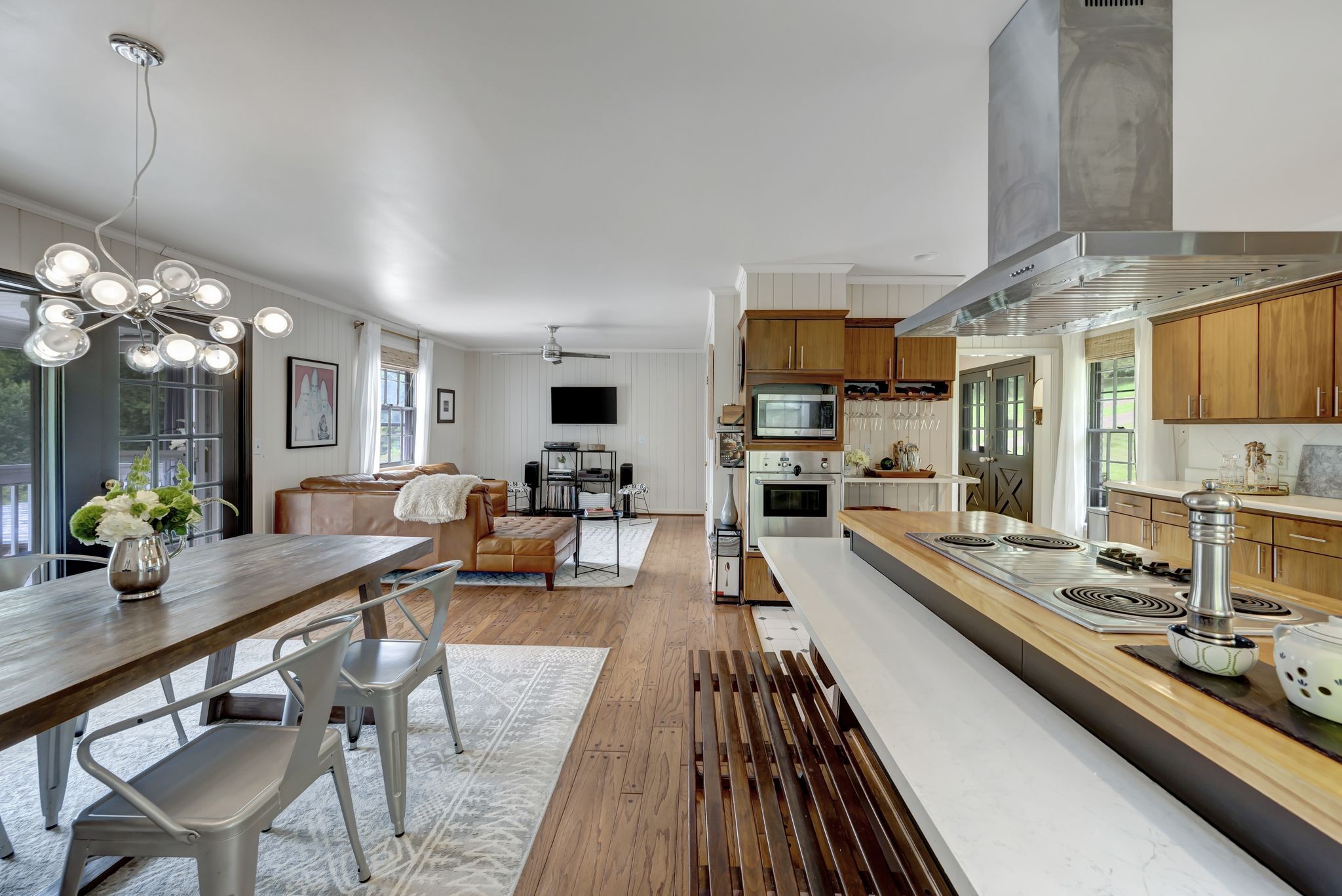 1427 Finnland Dr