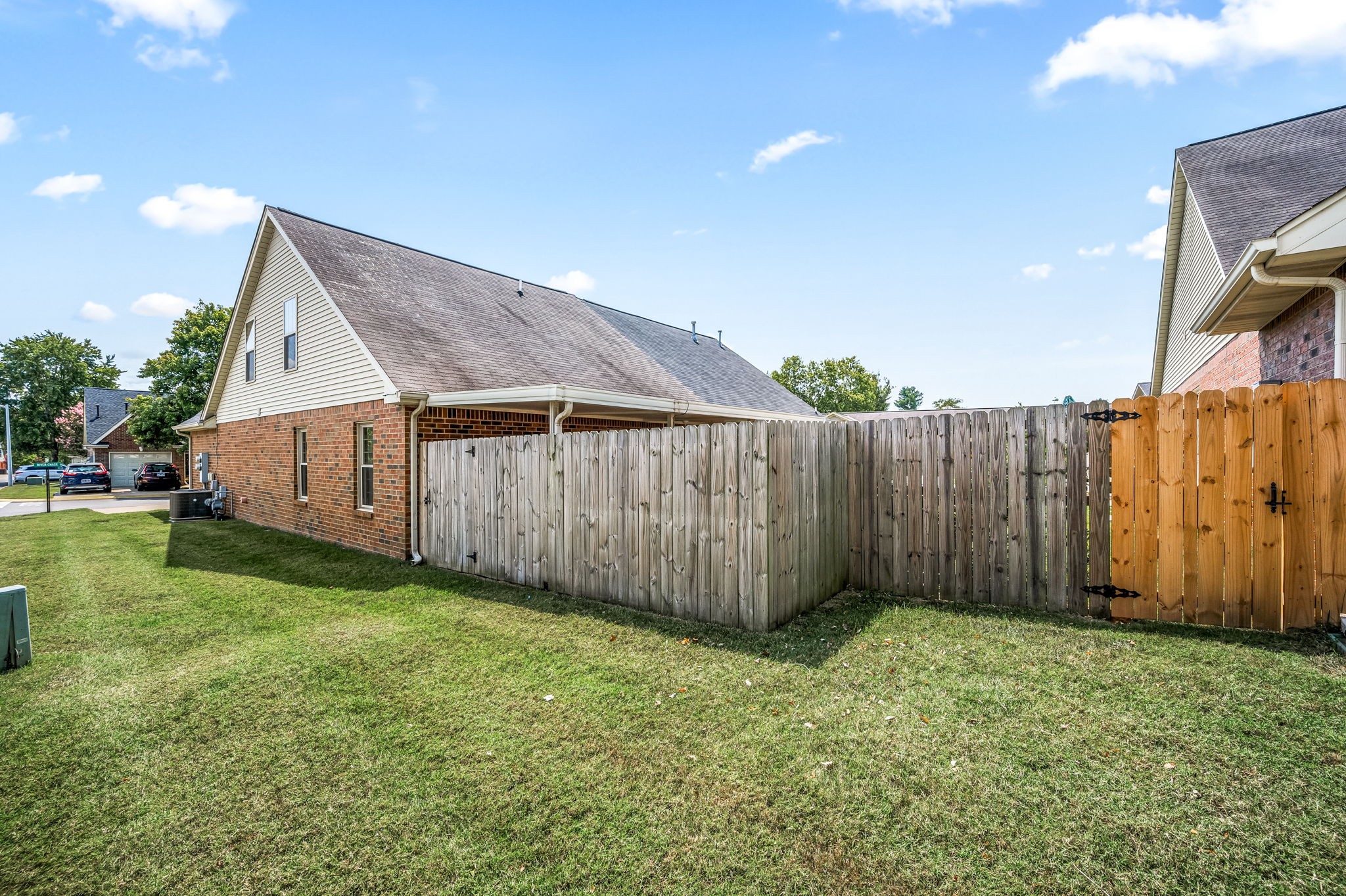 2215 River Rock Xing