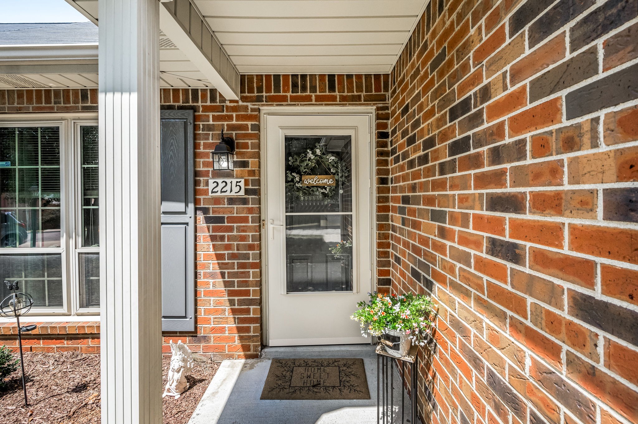 2215 River Rock Xing