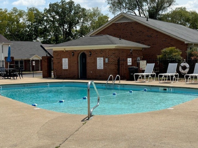 2215 River Rock Xing