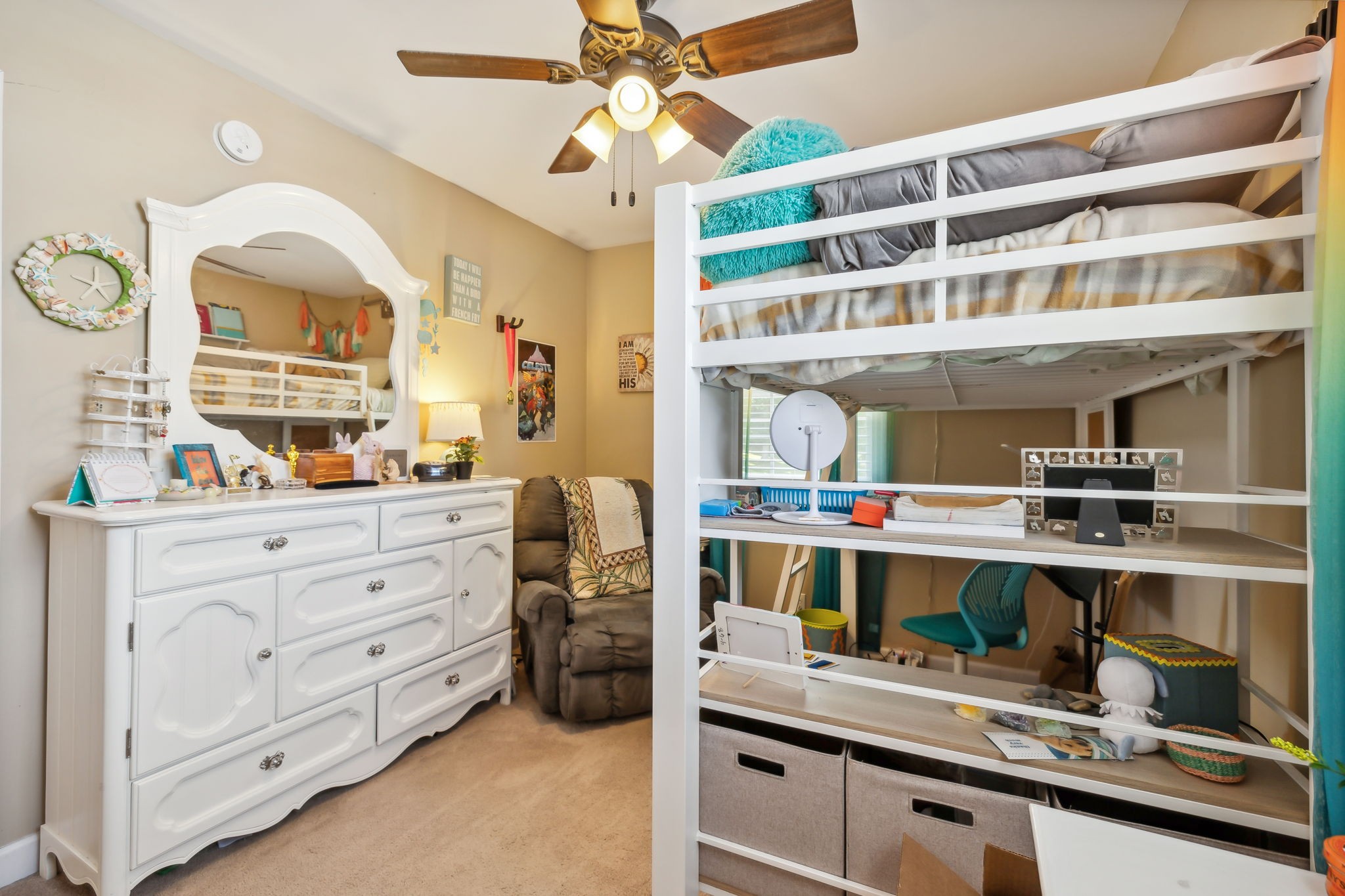 423 Green Harbor Ct