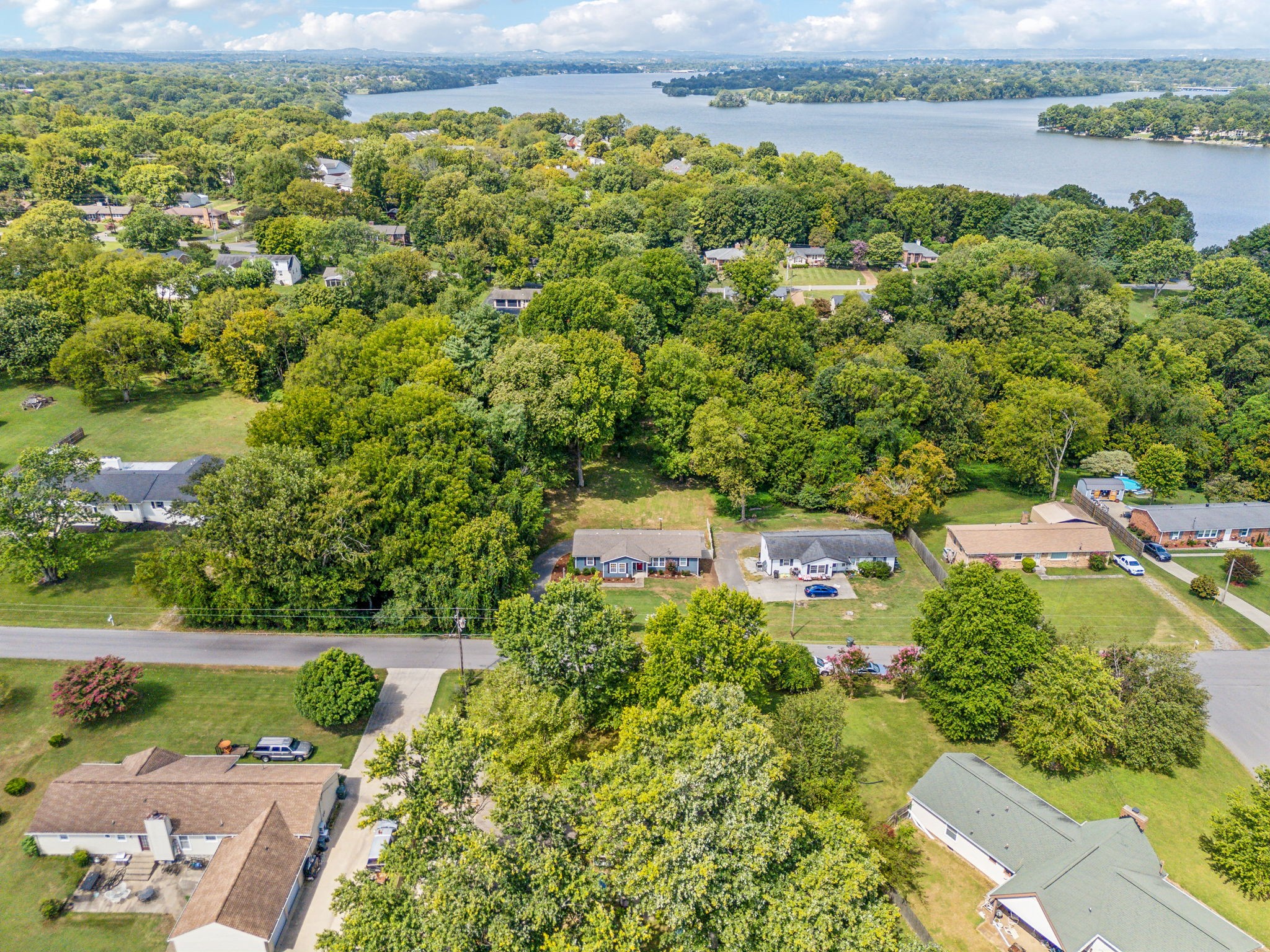 423 Green Harbor Ct