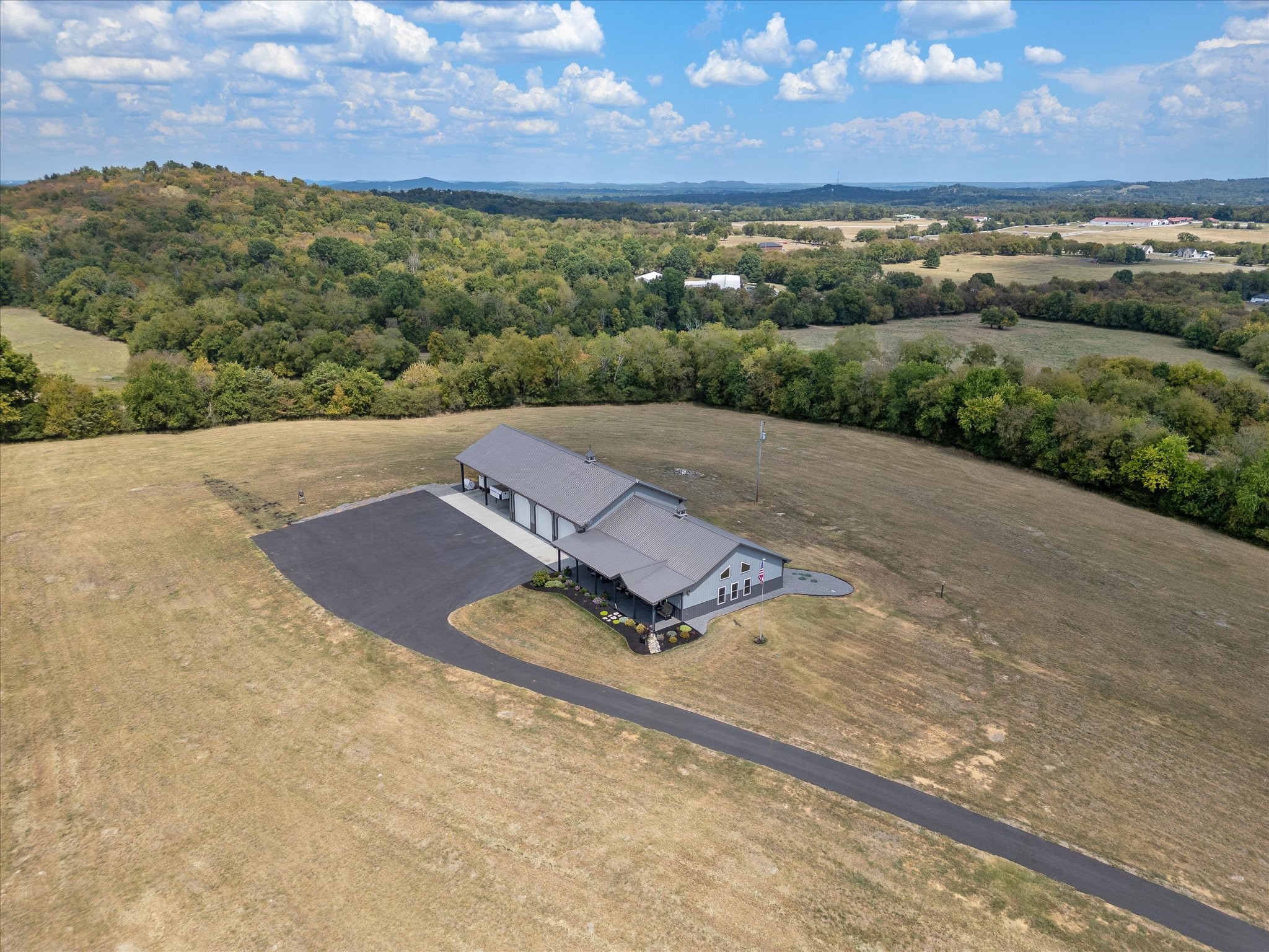 190 Snell Rd