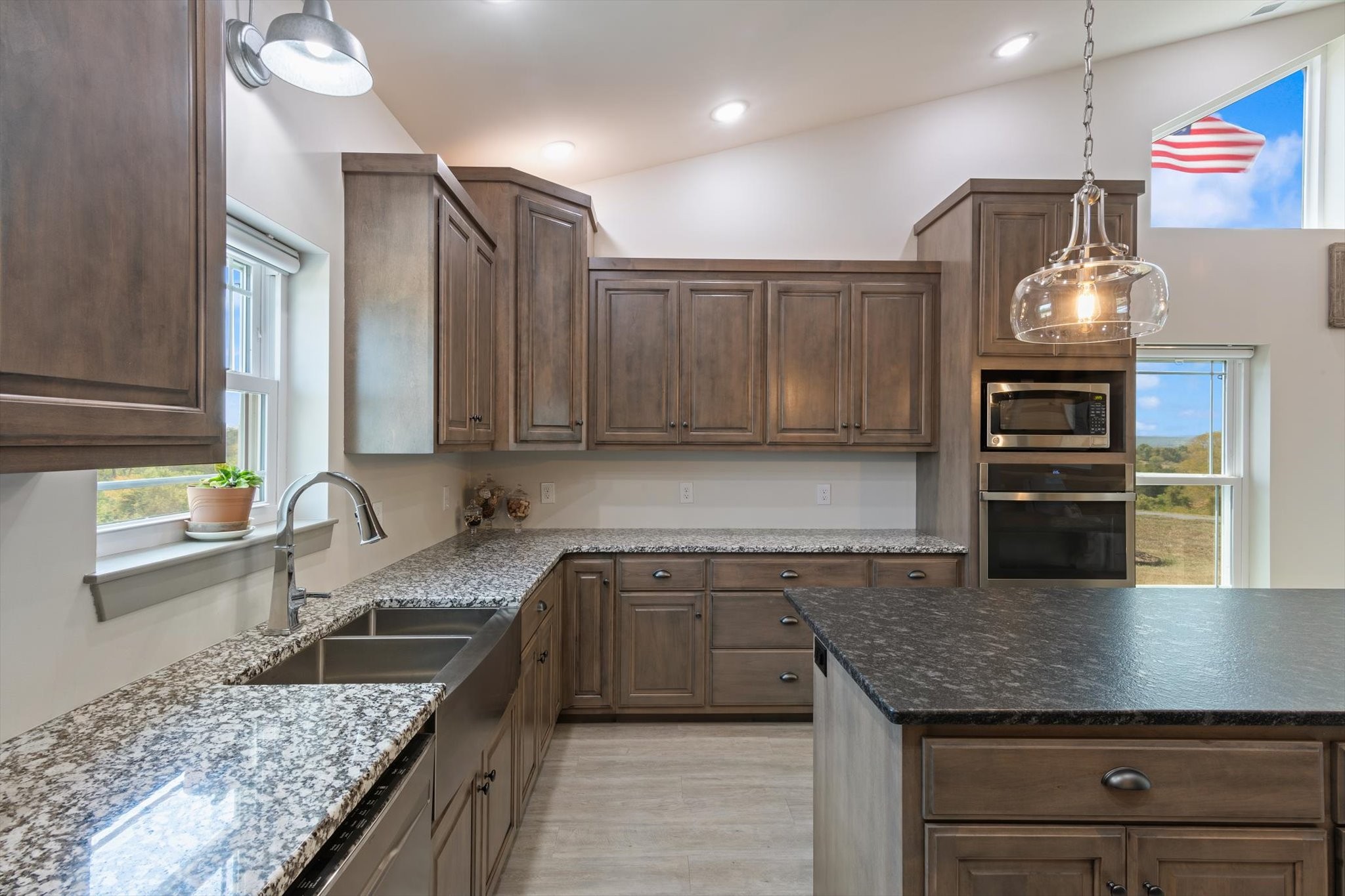 190 Snell Rd