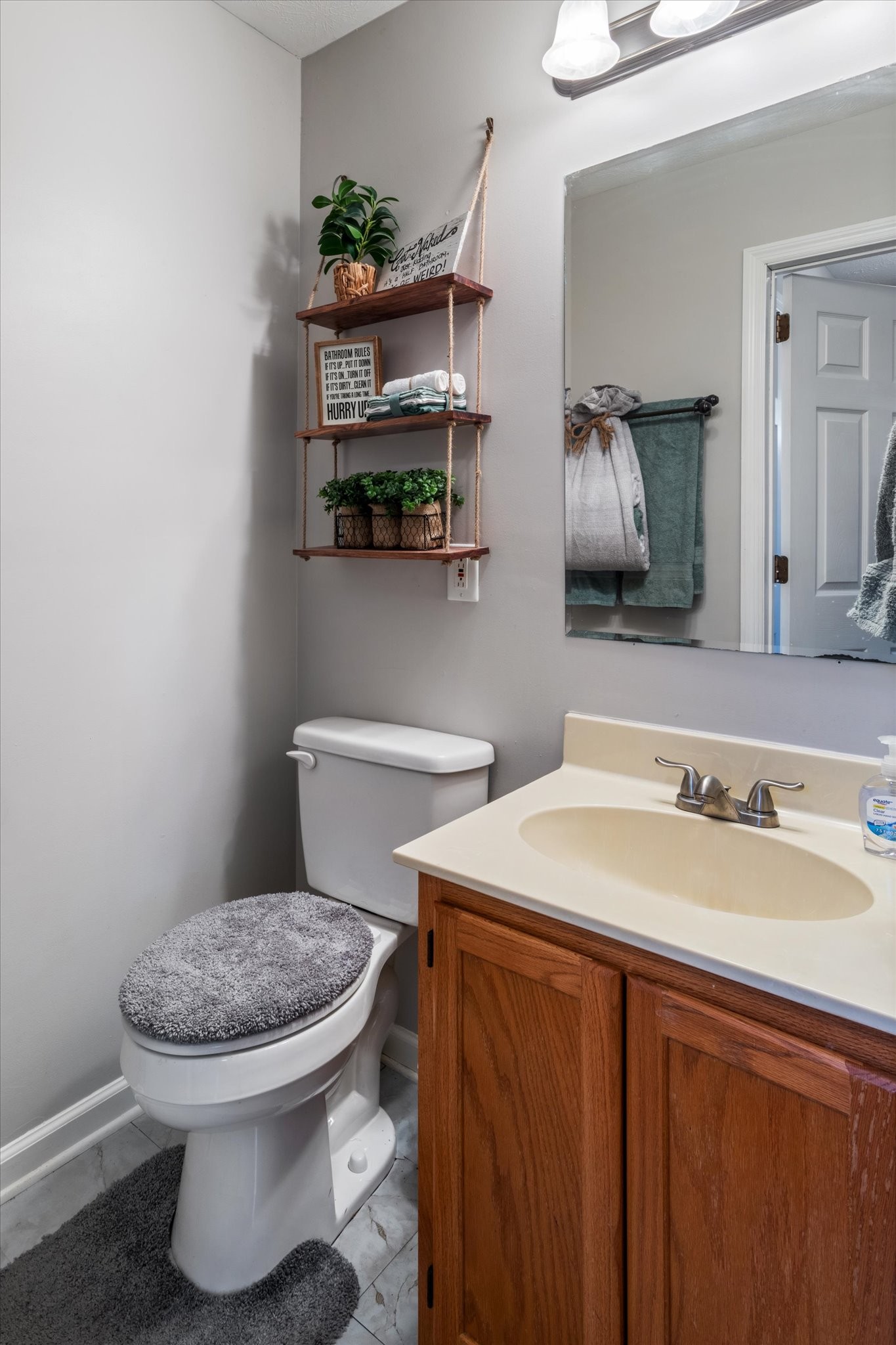 3536 Seneca Forest Dr