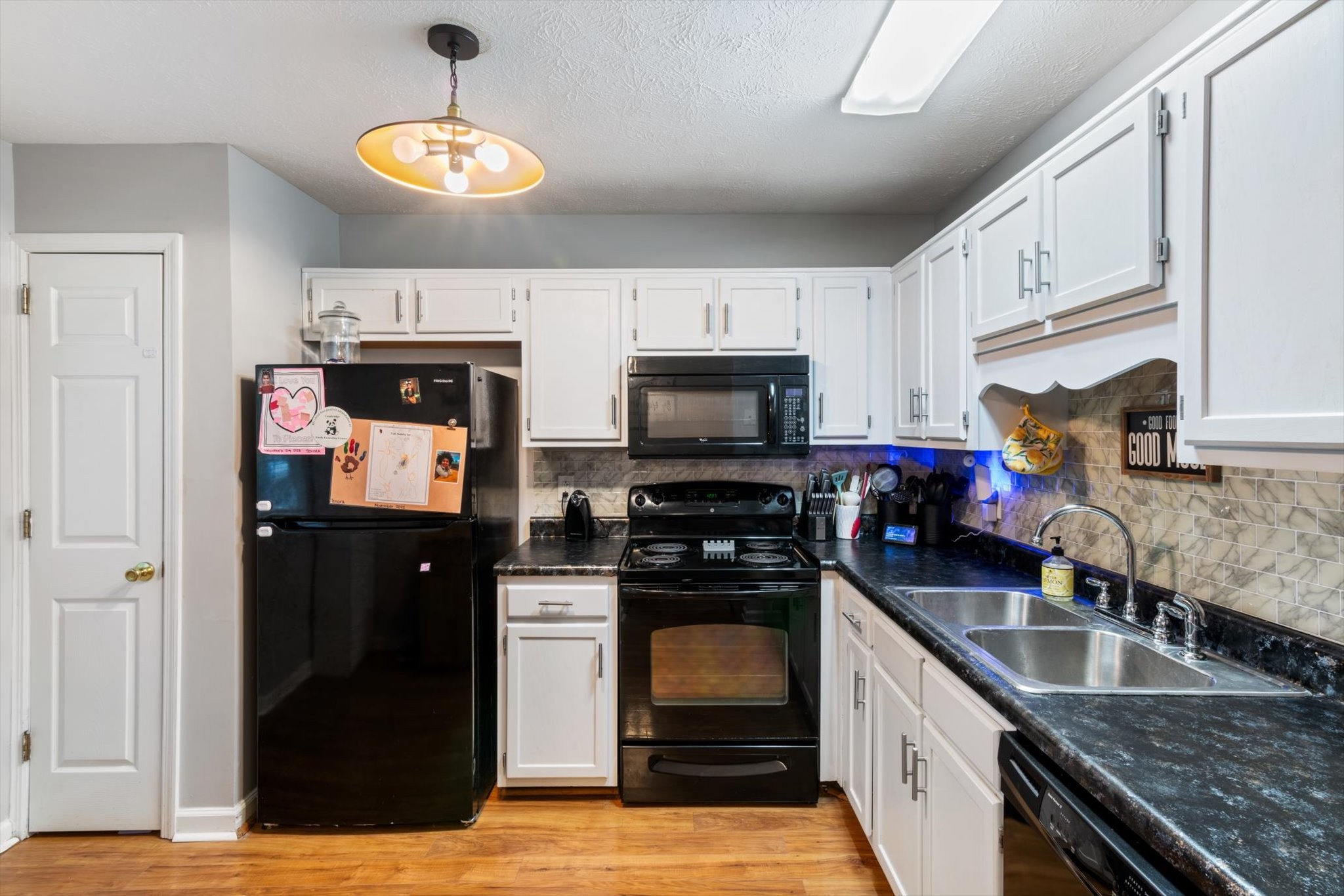 3536 Seneca Forest Dr