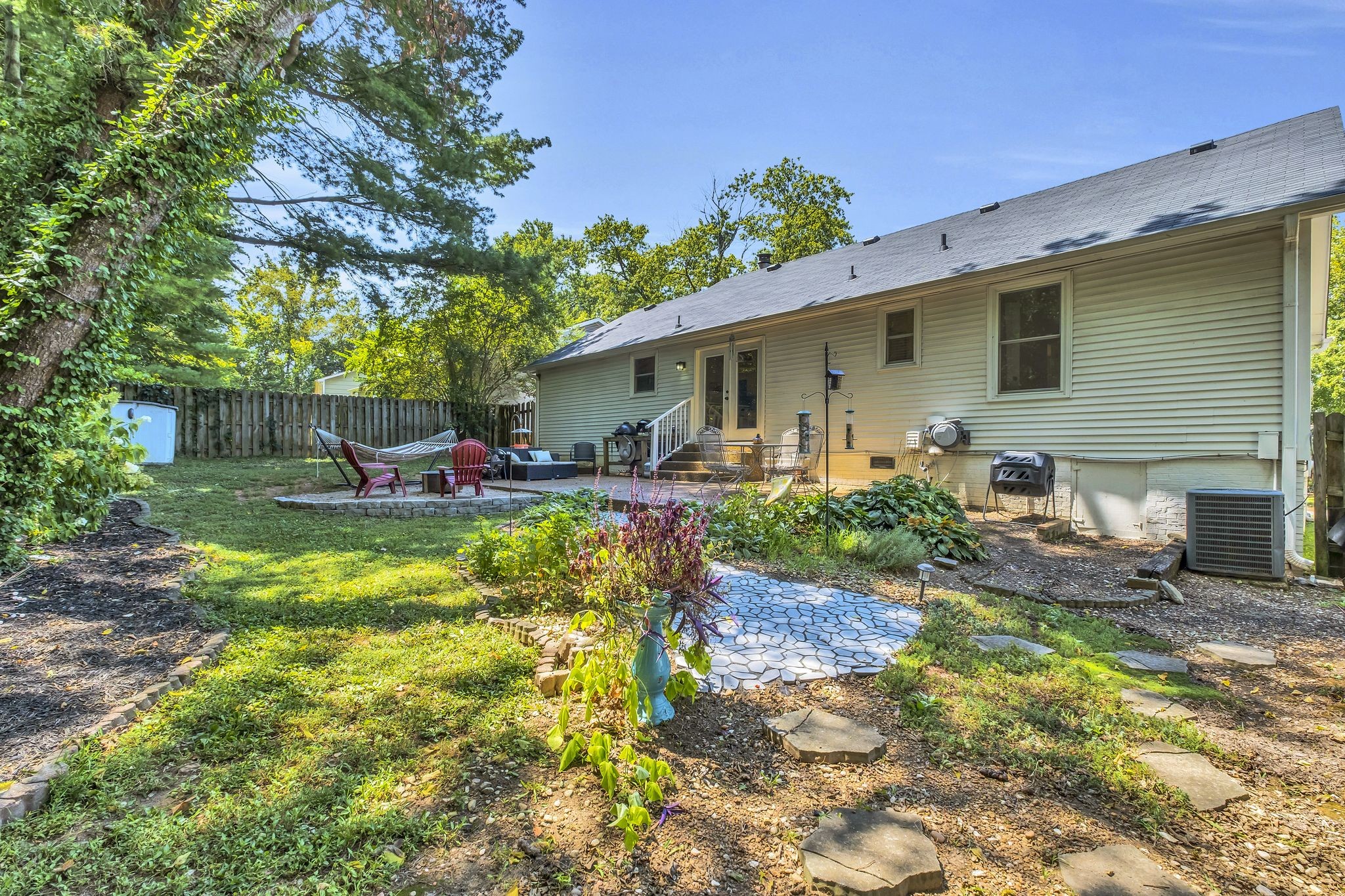 1309 Mallard Dr