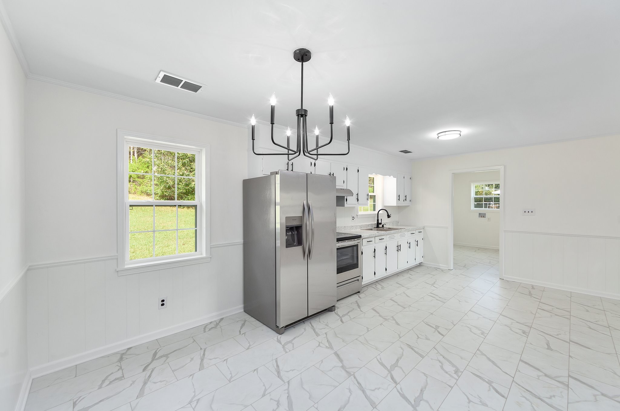 717 Blue Bonnett Ln