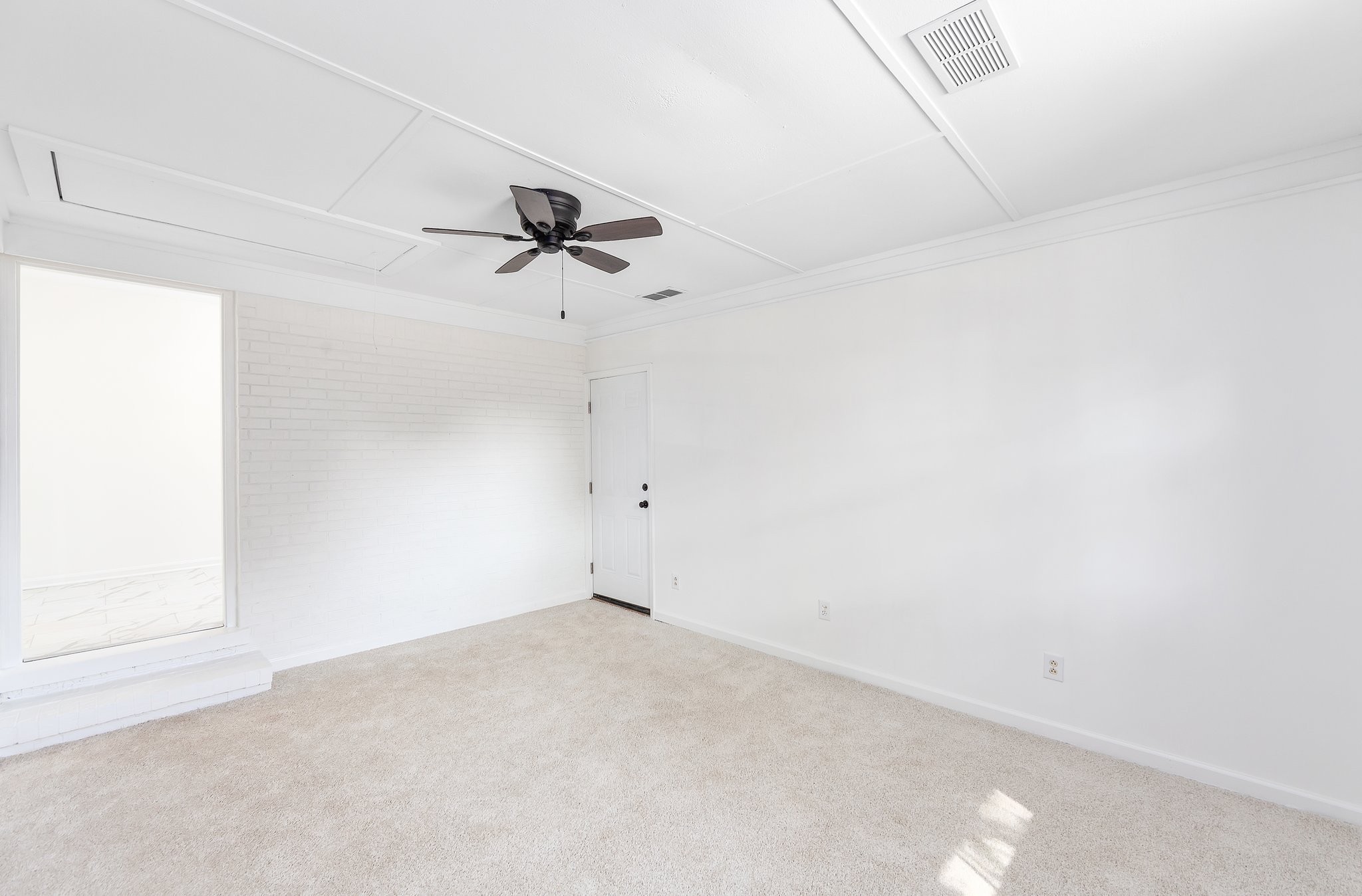 717 Blue Bonnett Ln