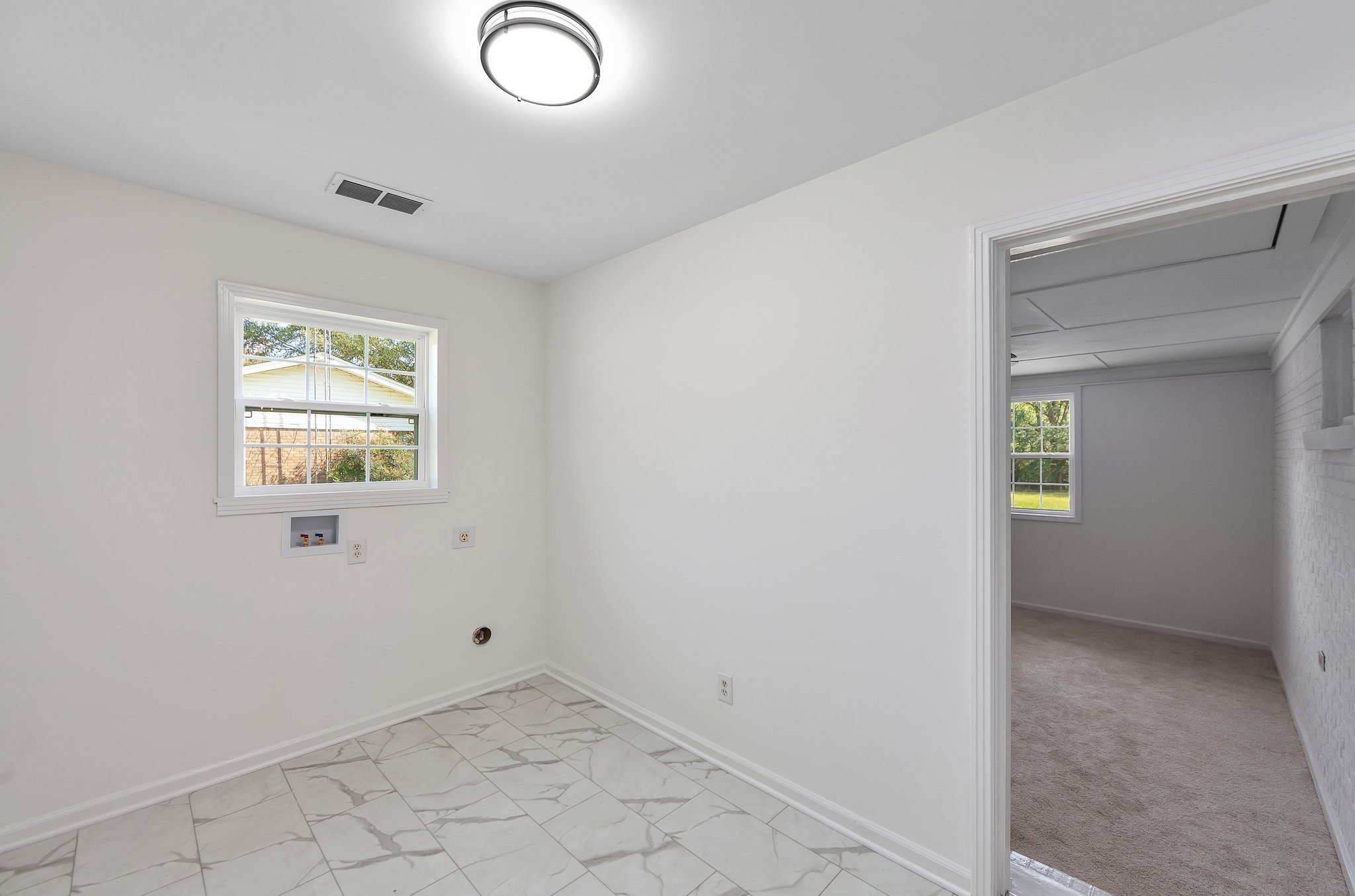 717 Blue Bonnett Ln