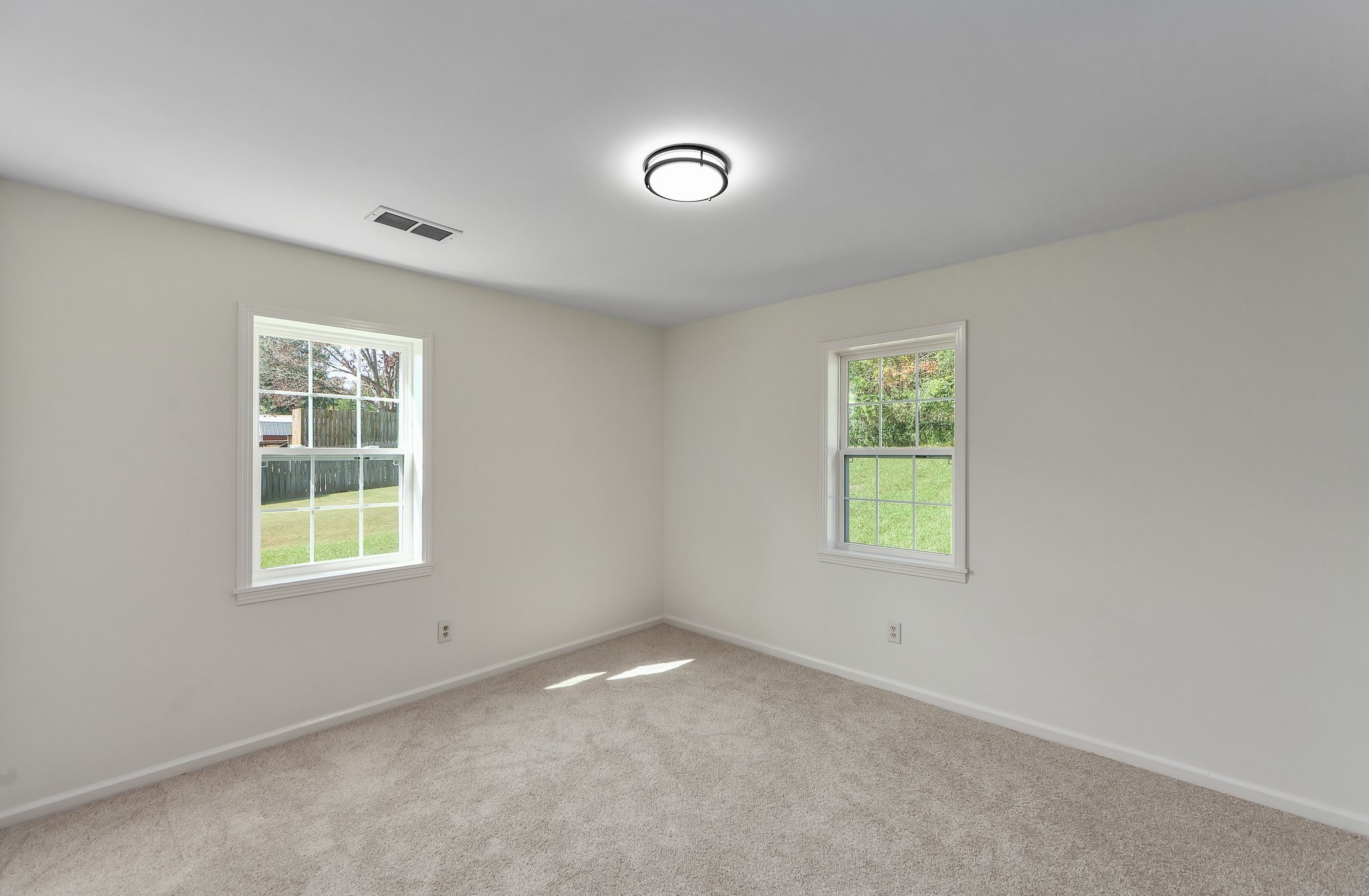 717 Blue Bonnett Ln