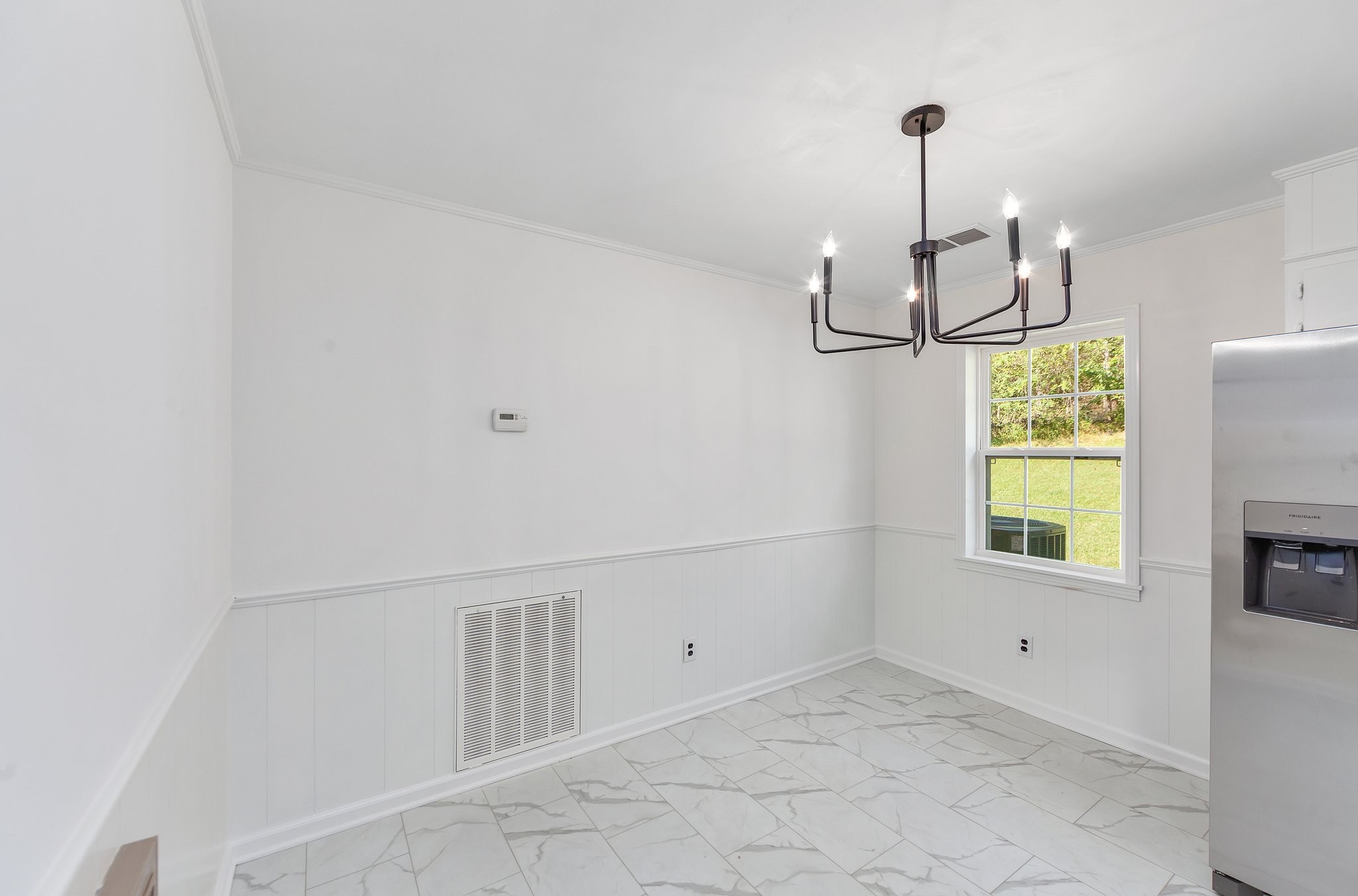 717 Blue Bonnett Ln