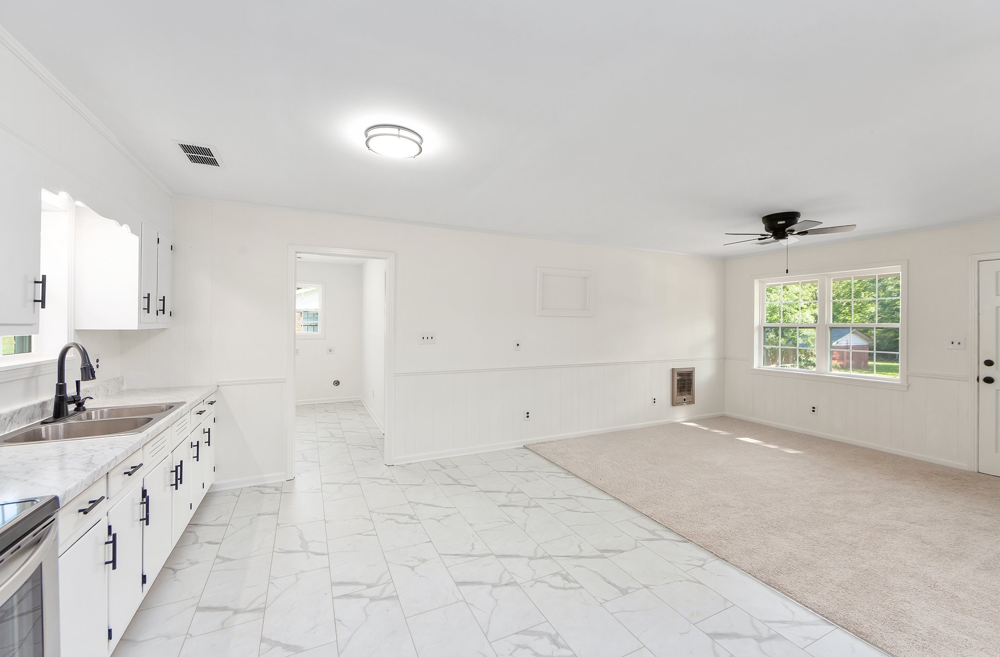 717 Blue Bonnett Ln