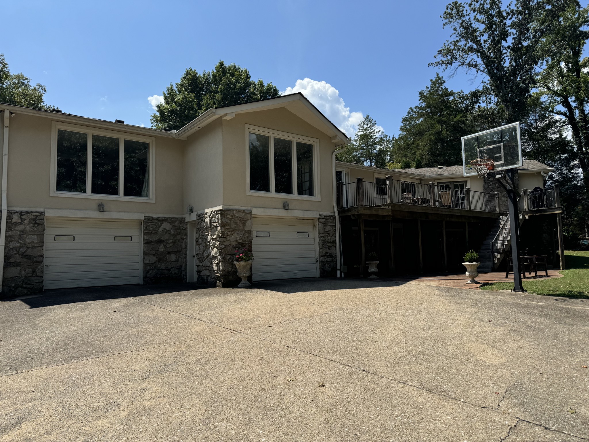 147 Bayshore Drive