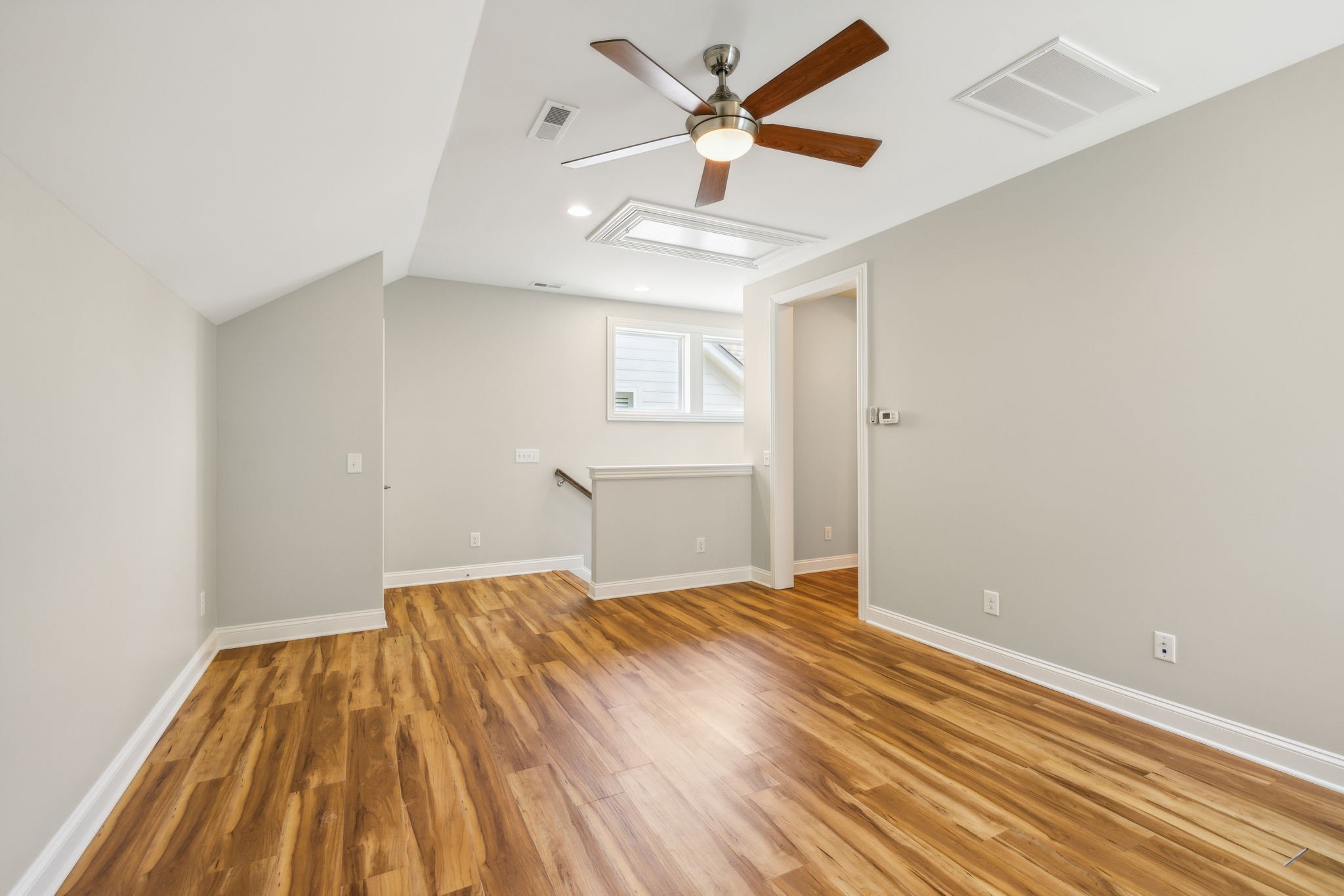 732 Shelley Ln