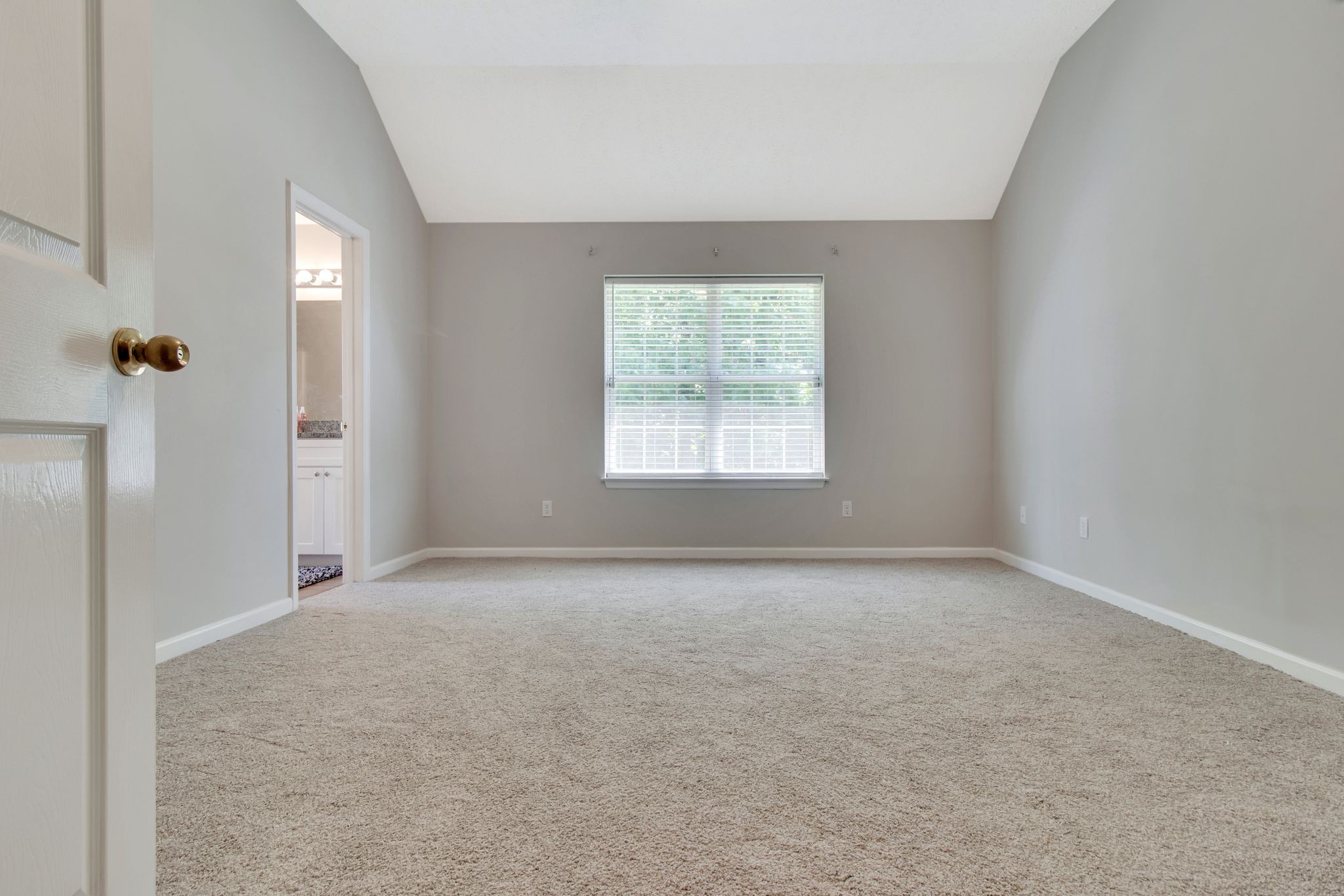 5153 Singing Hills Dr