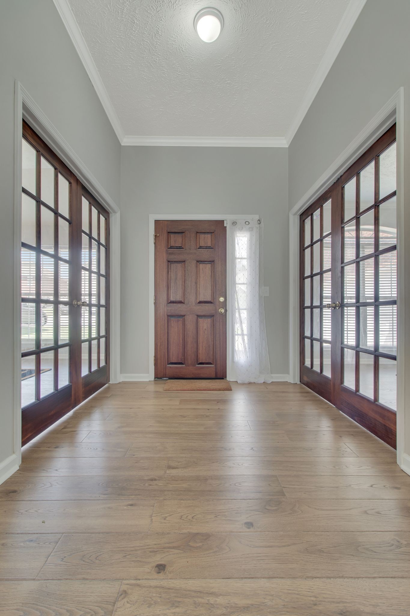 5153 Singing Hills Dr