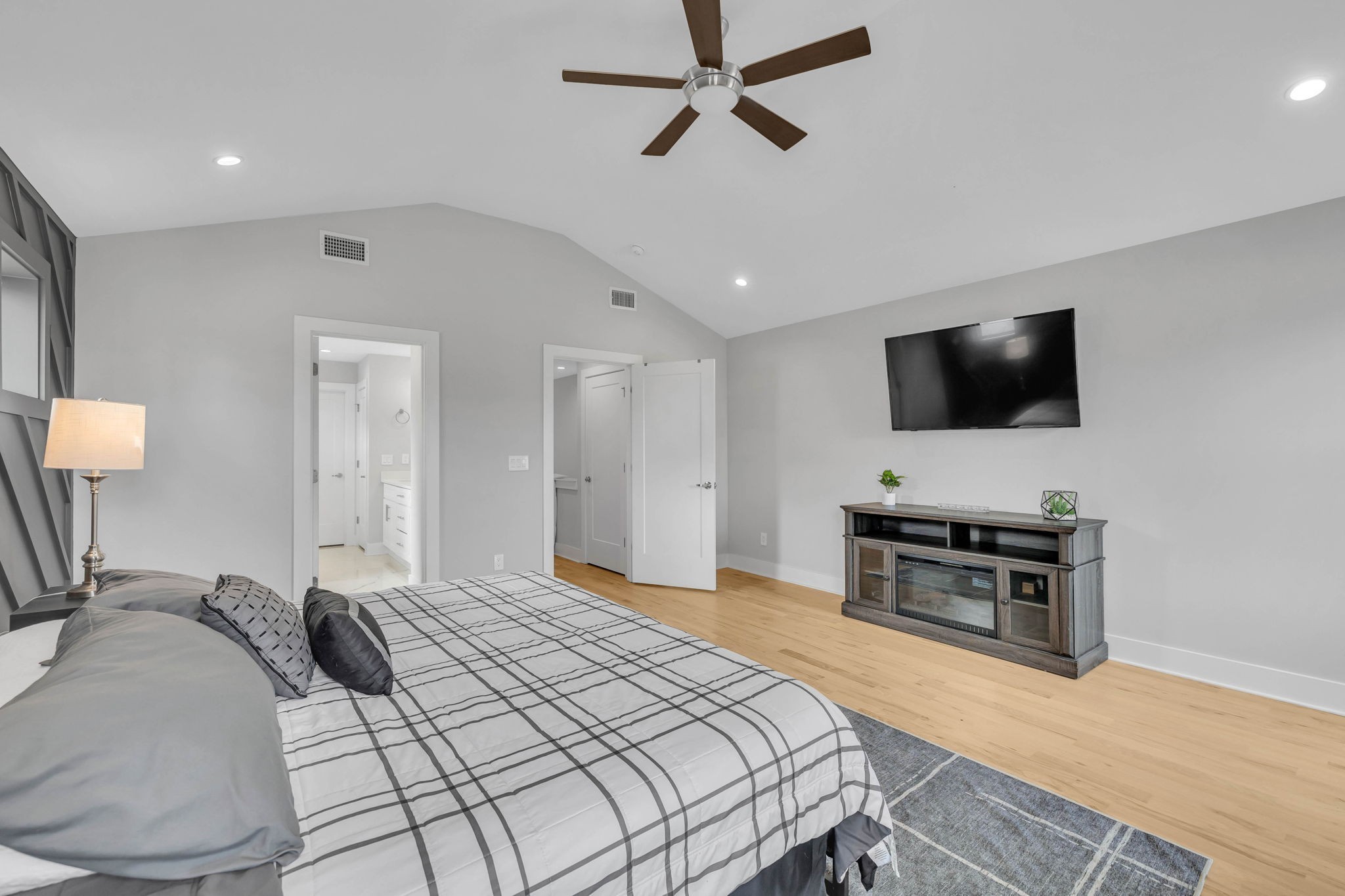 622 Waco Dr Unit: A
