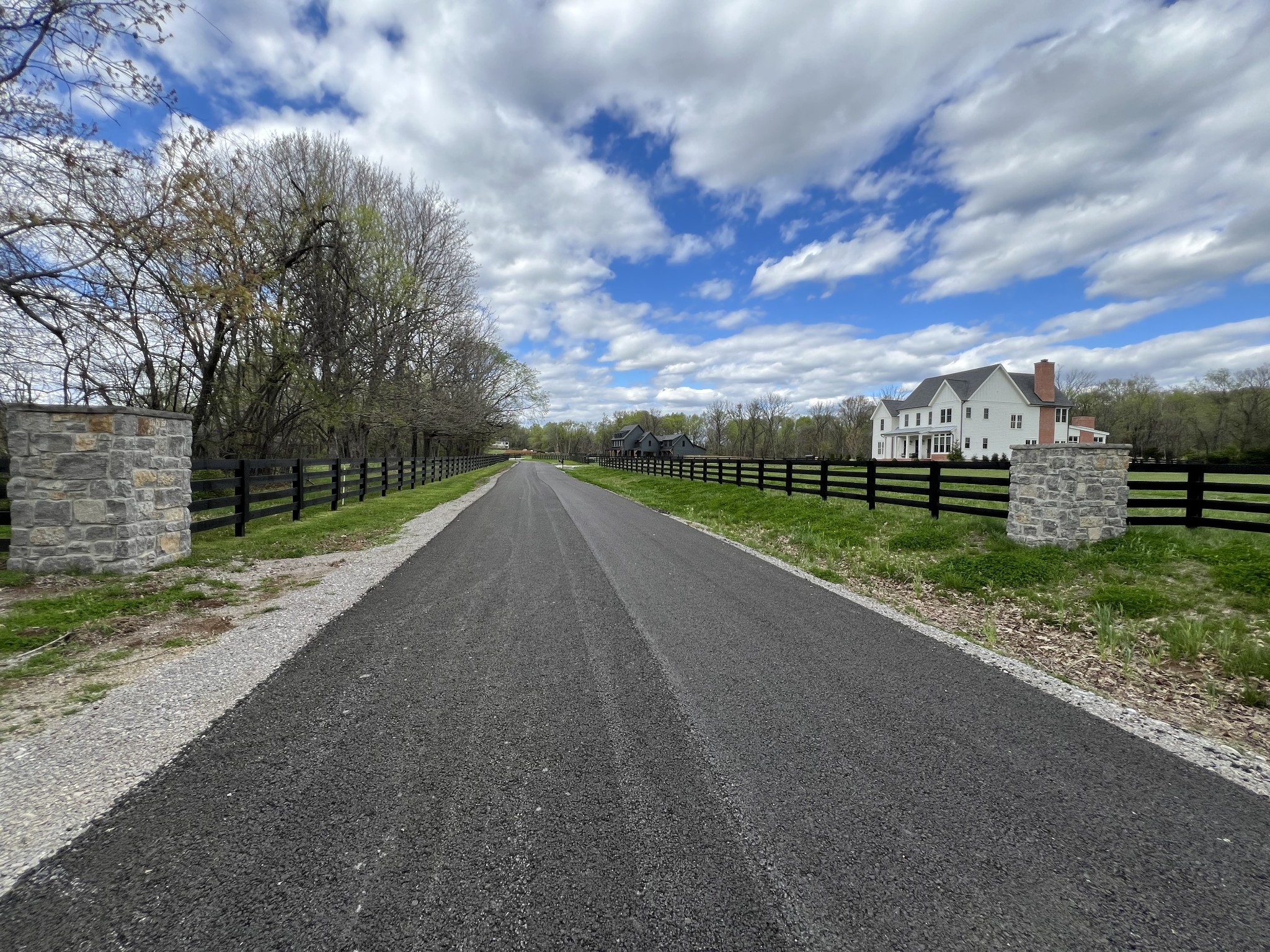 6908 Farm Path Ln
