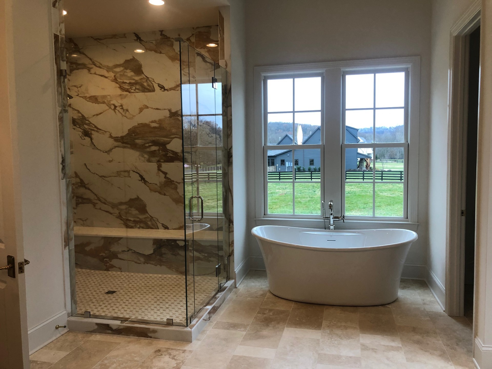 6908 Farm Path Ln