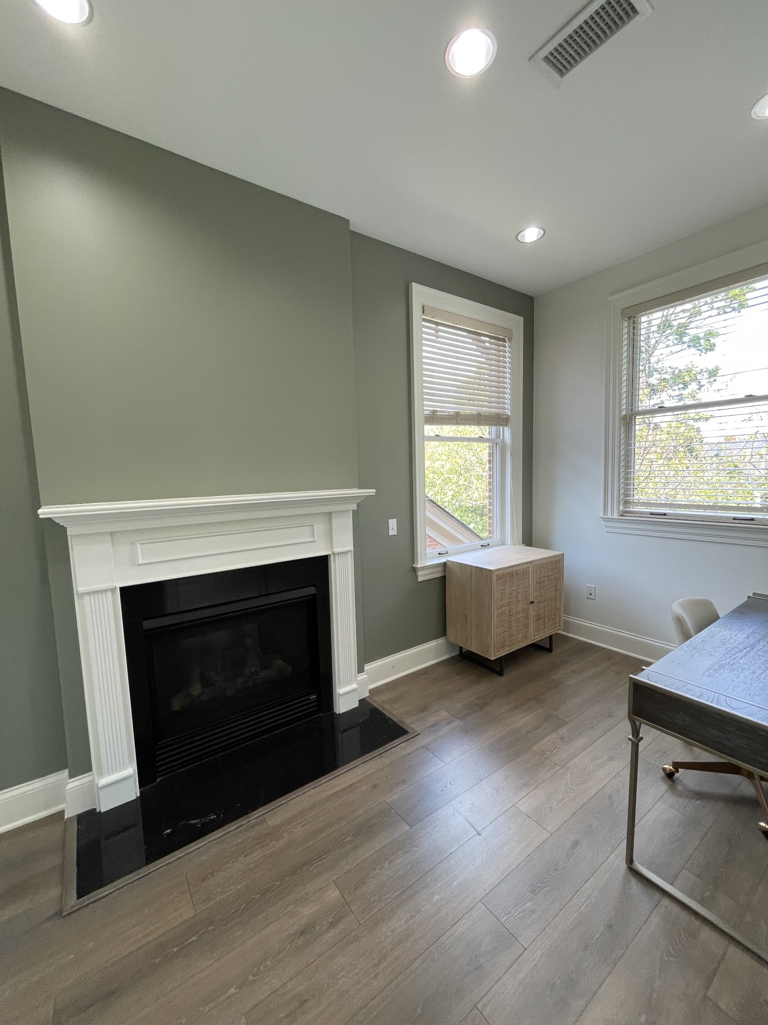 131 3rd Ave, N
