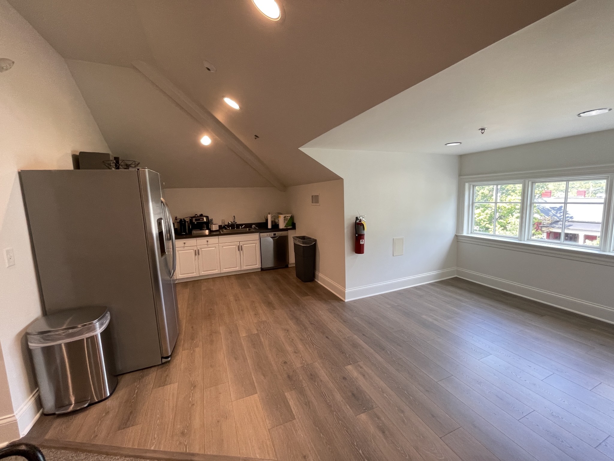 131 3rd Ave, N