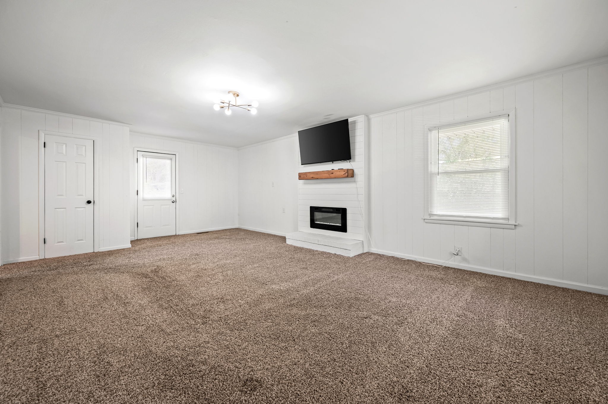 1006 Peachtree St