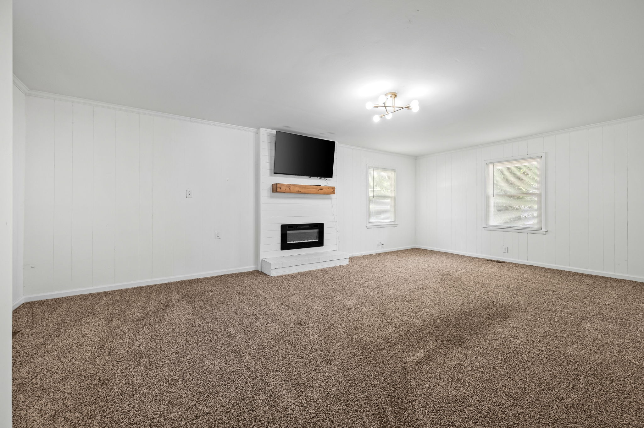 1006 Peachtree St