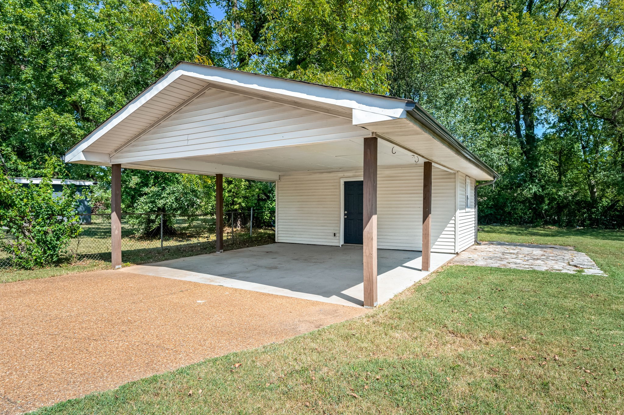 1006 Peachtree St
