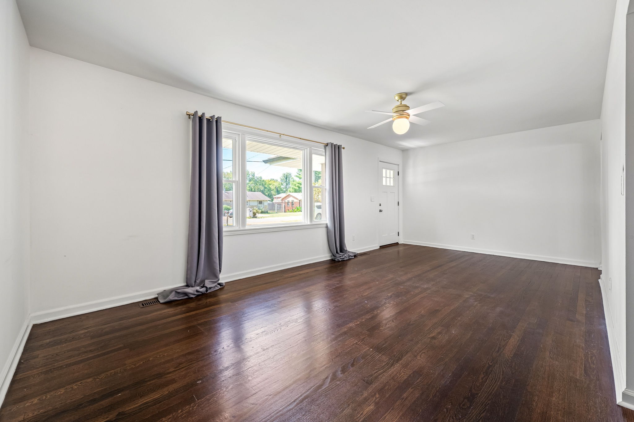 1006 Peachtree St