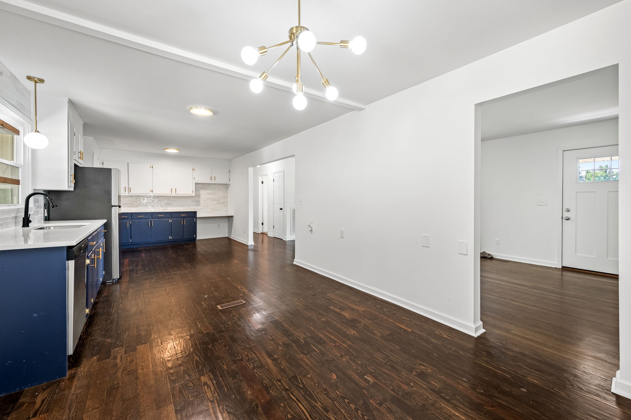 1006 Peachtree St