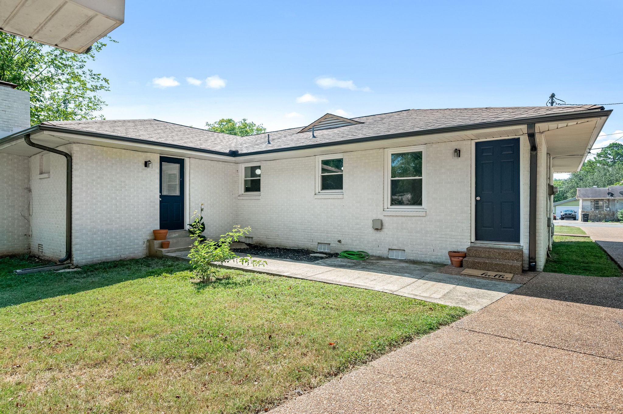 1006 Peachtree St