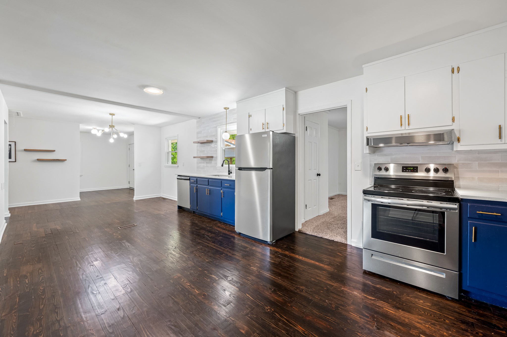 1006 Peachtree St
