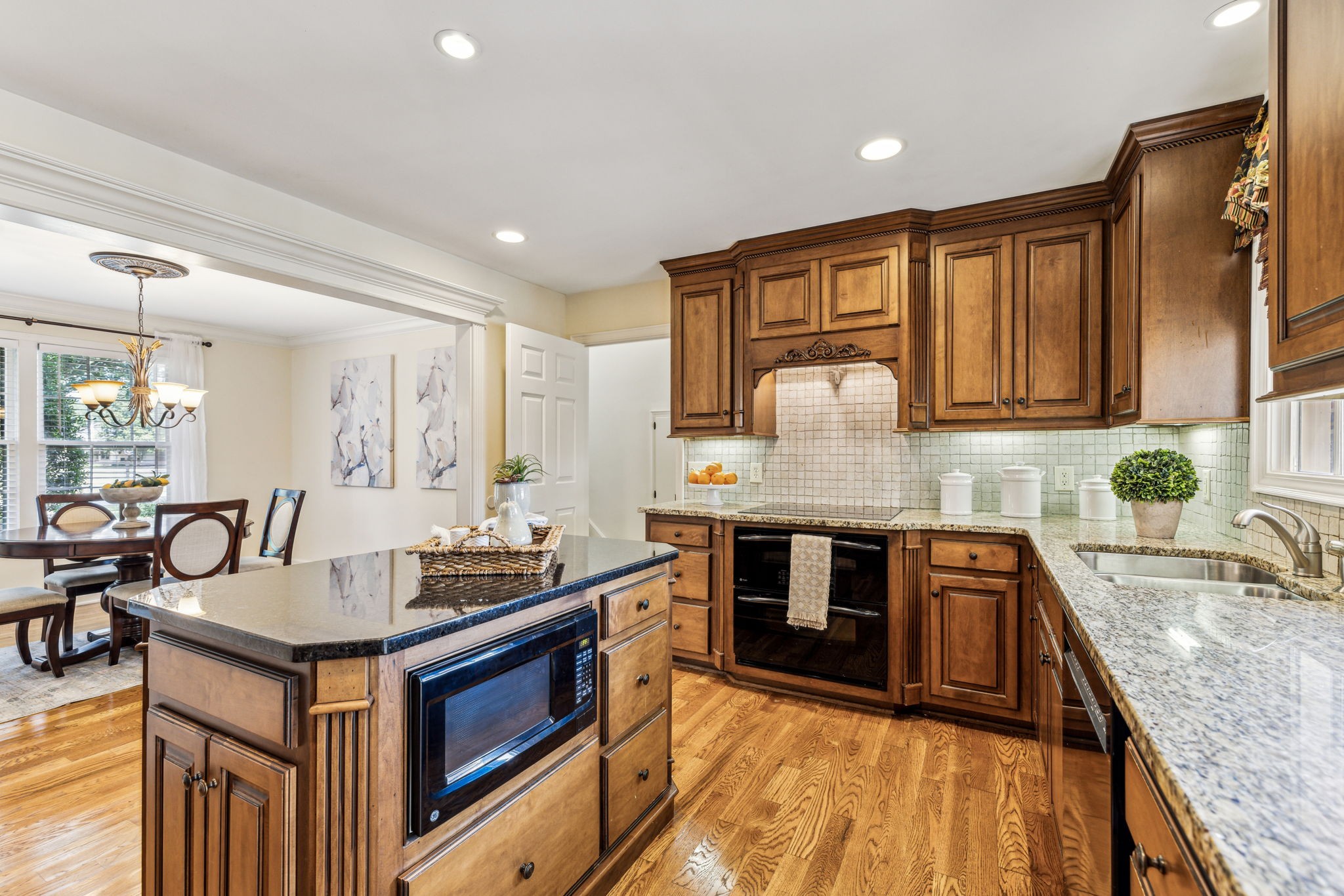 161 Lancaster Dr