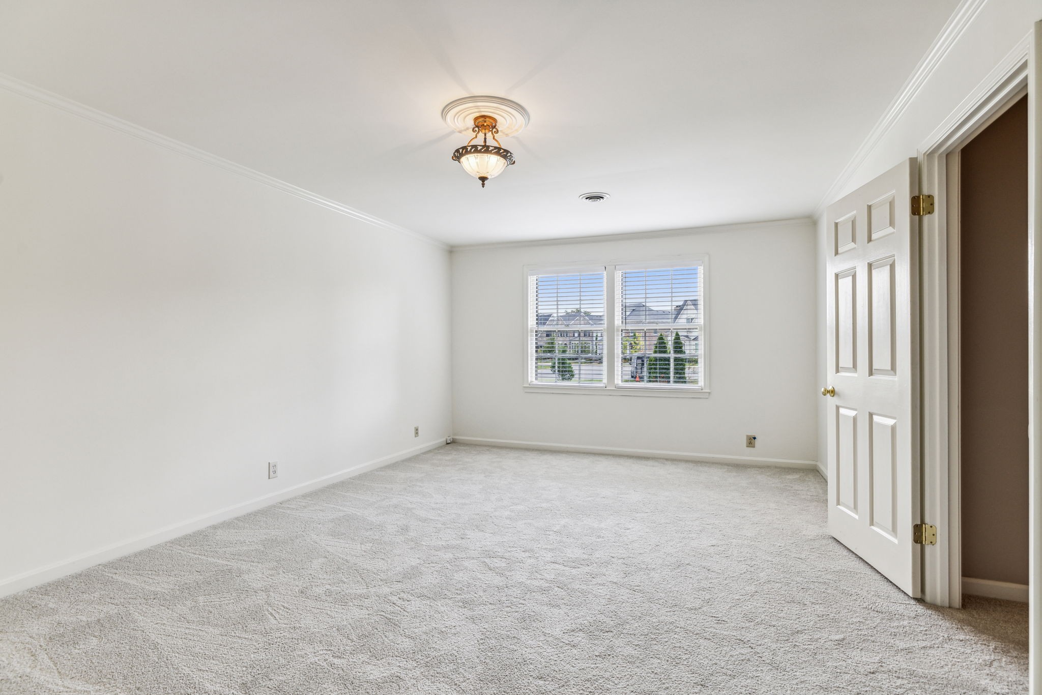 161 Lancaster Dr