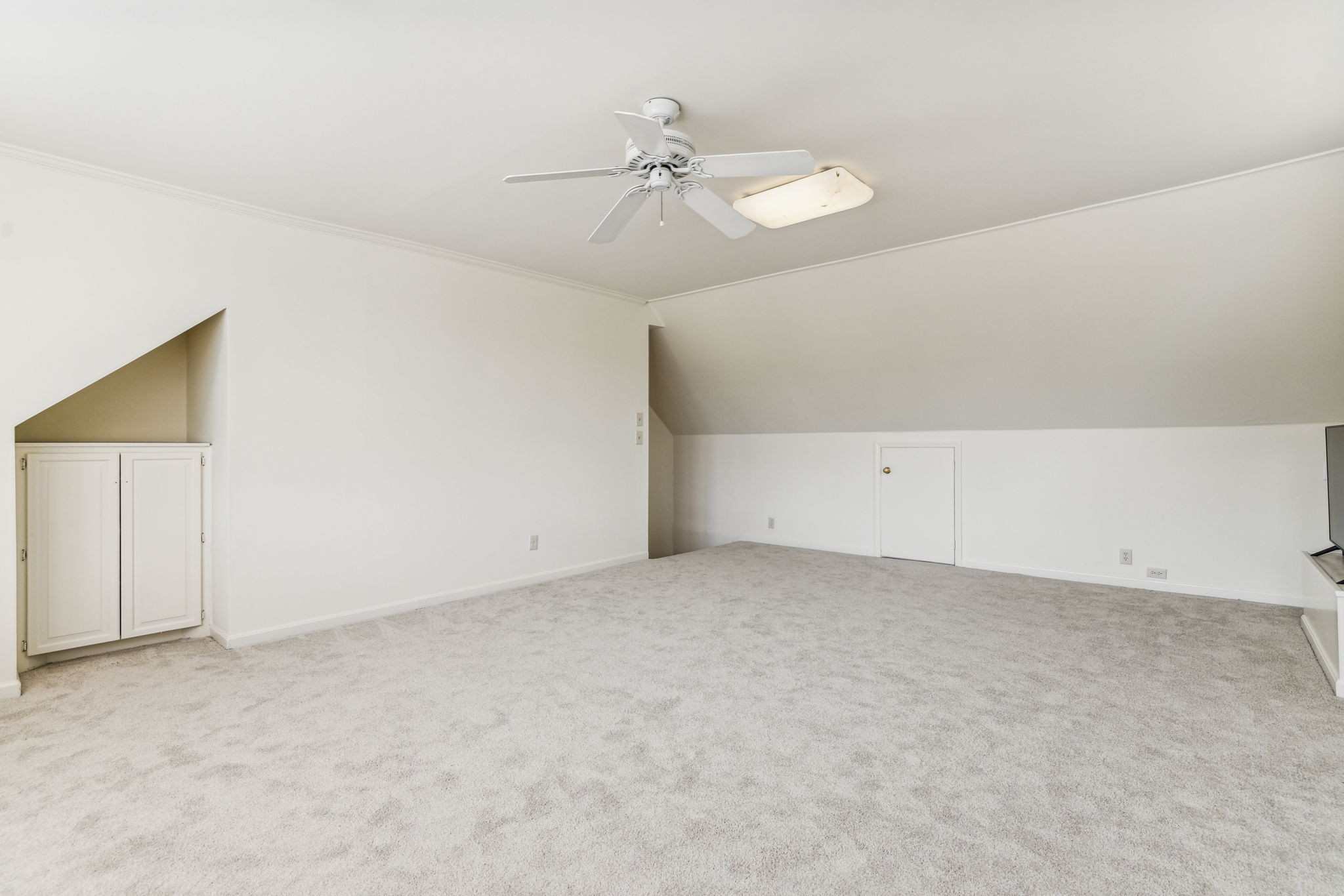 161 Lancaster Dr