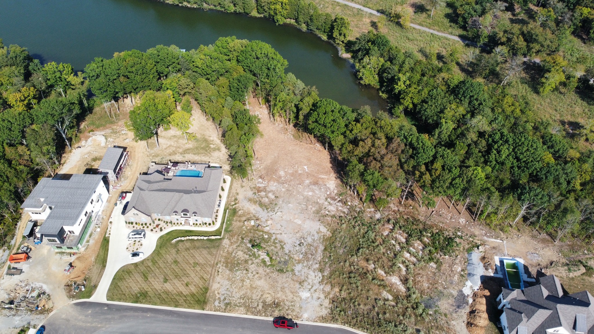 1007A Paradise City Blvd