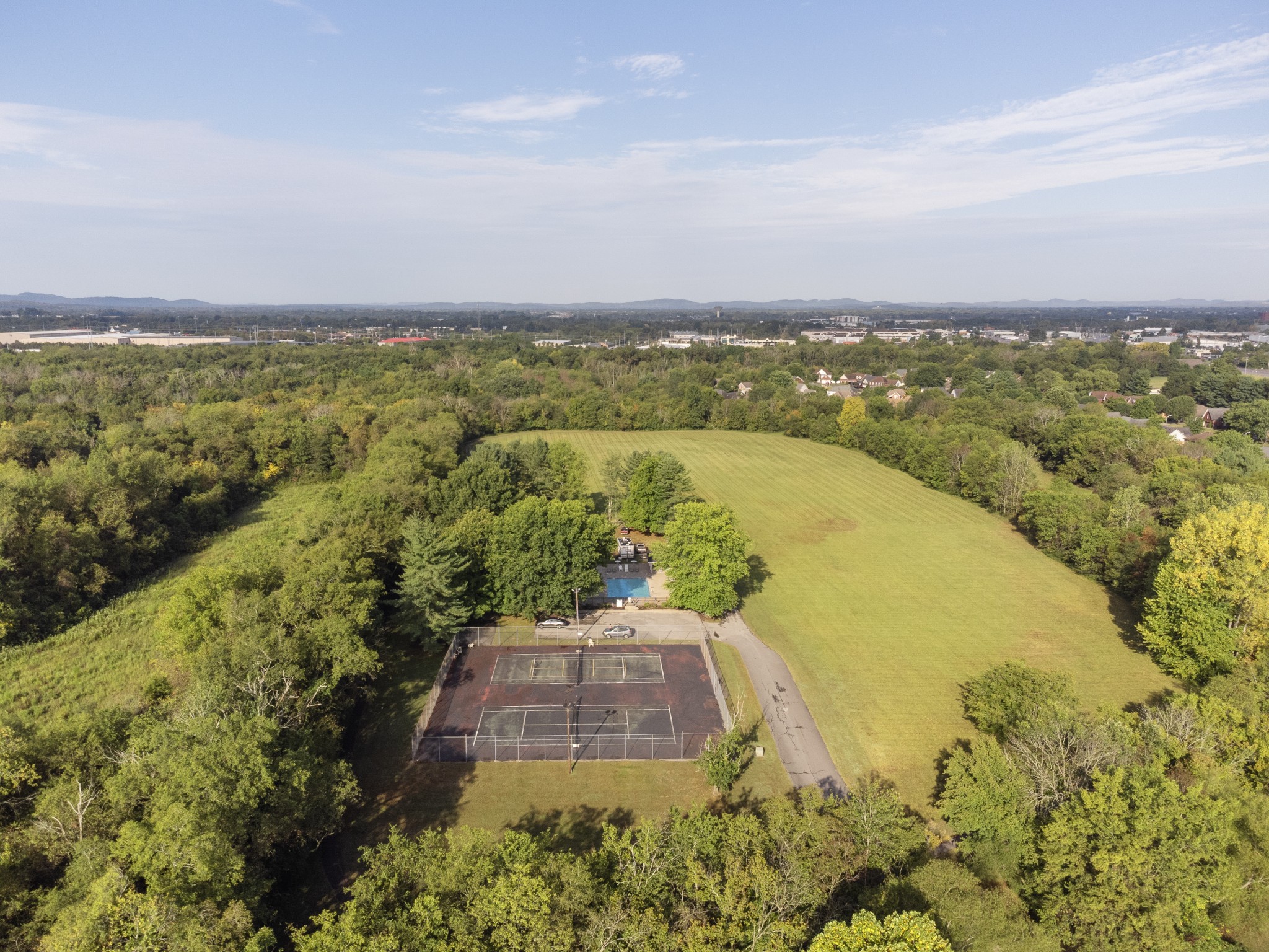 1406 Ascot Close